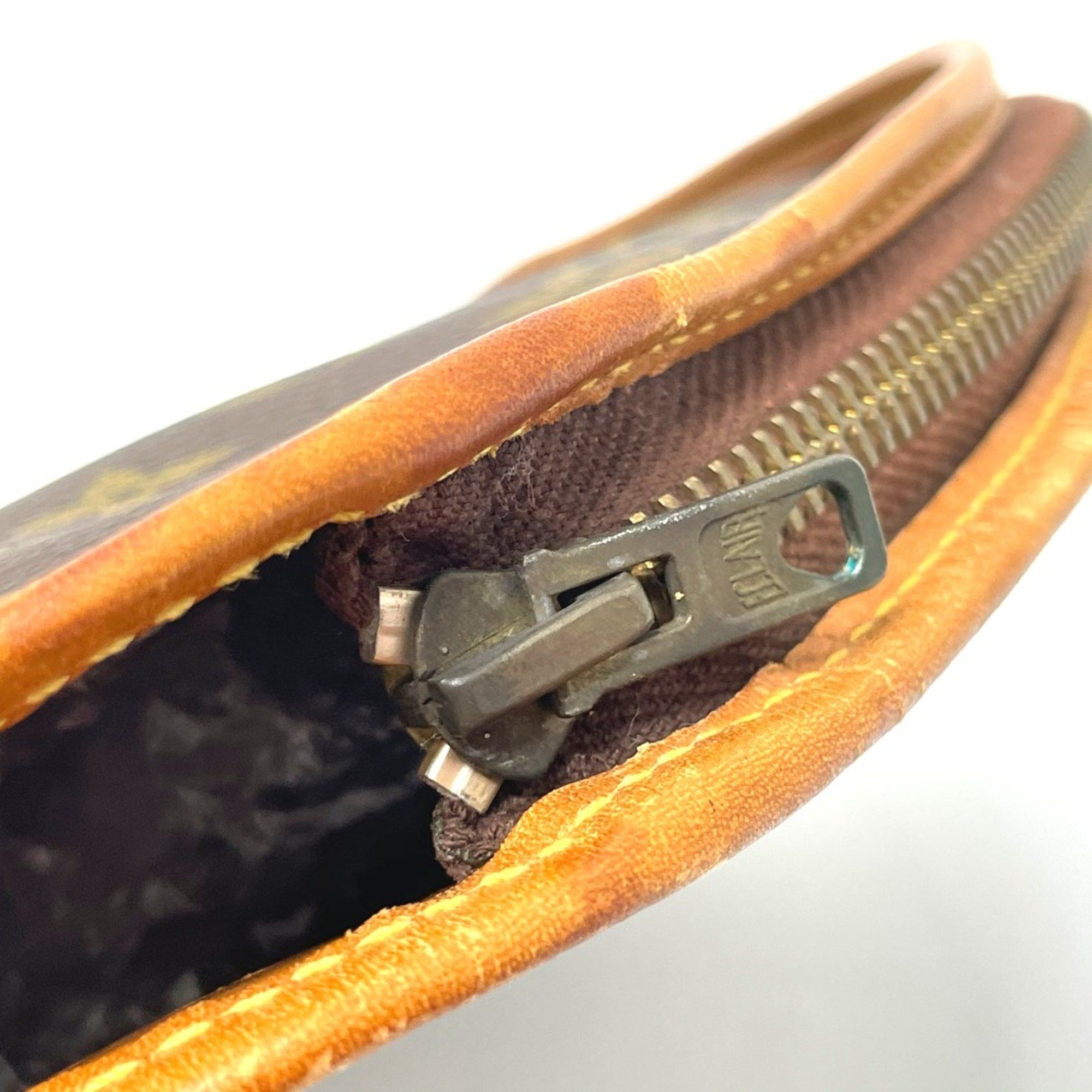 Louis Vuitton Louis Vuitton Monogram racket case tennis Pouch Brown Size ONE SIZE - 8 Thumbnail