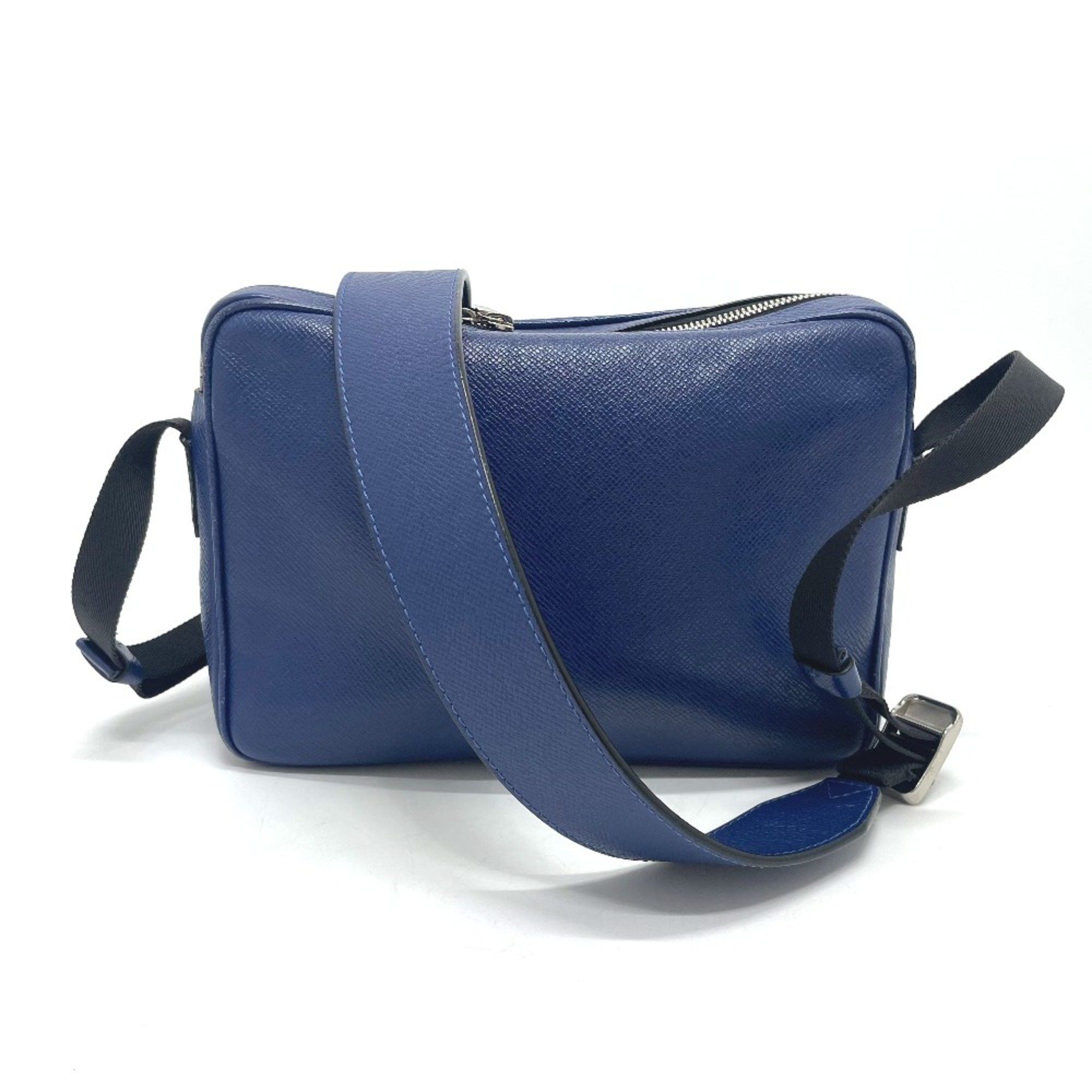 Louis Vuitton Louis Vuitton M33437 Taiga Bag Messenger Shoulder Bag cobalt blue Size ONE SIZE - 2 Thumbnail