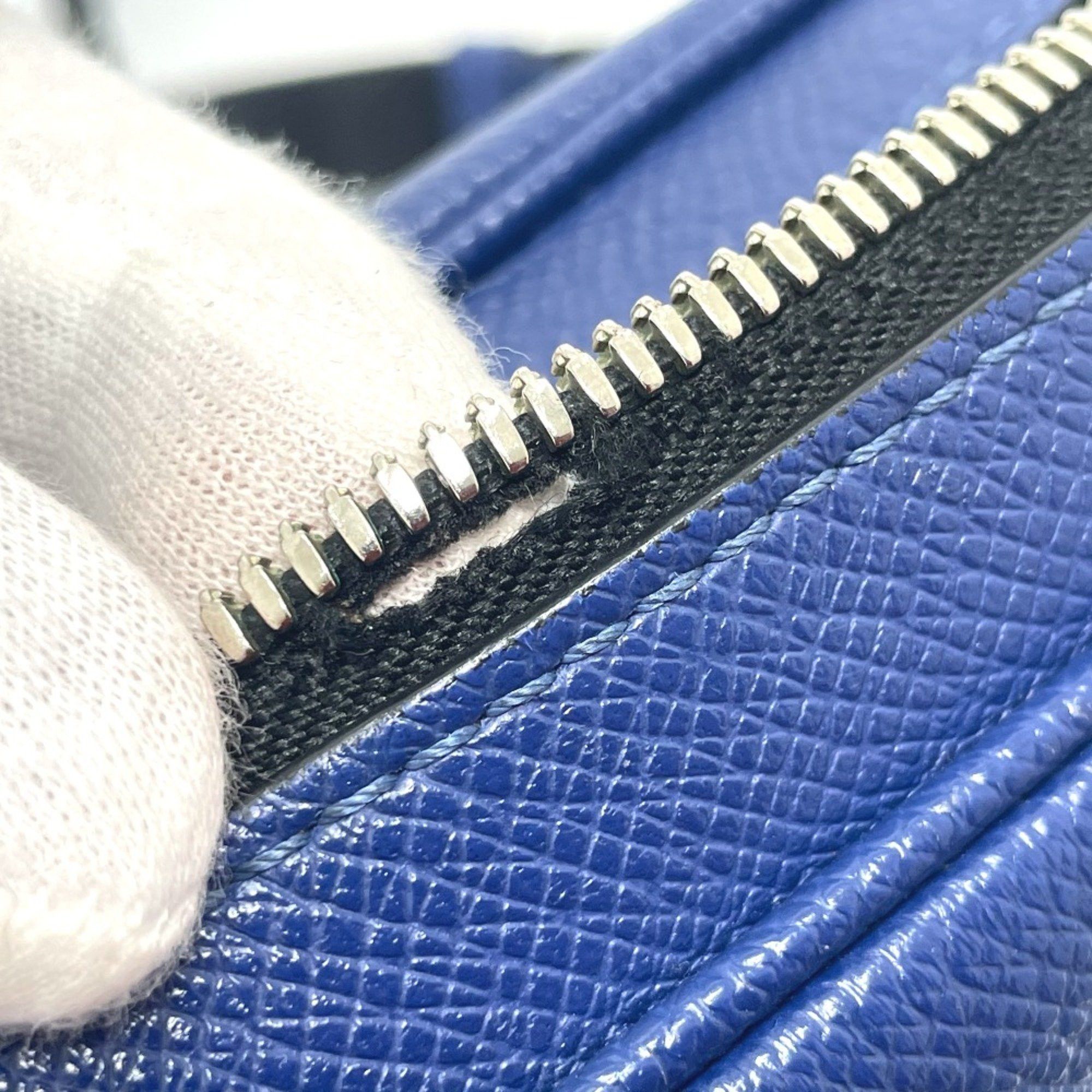 Louis Vuitton Louis Vuitton M33437 Taiga Bag Messenger Shoulder Bag cobalt blue Size ONE SIZE - 9 Thumbnail