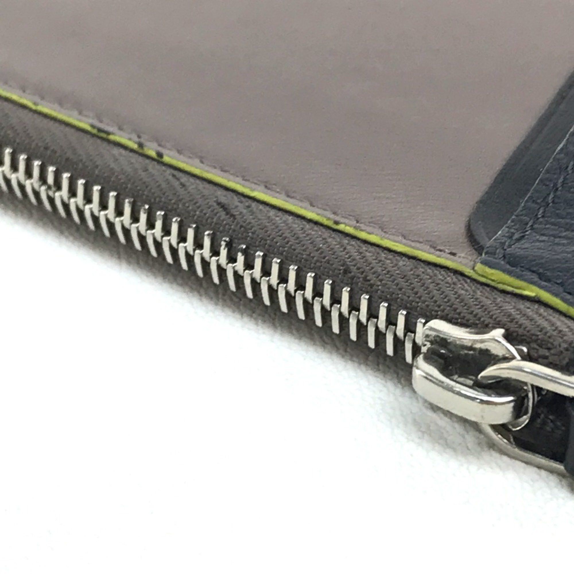 Louis Vuitton Louis Vuitton Bag List with Strap Clutch bag Gray Based /Navy Size ONE SIZE - 8 Thumbnail