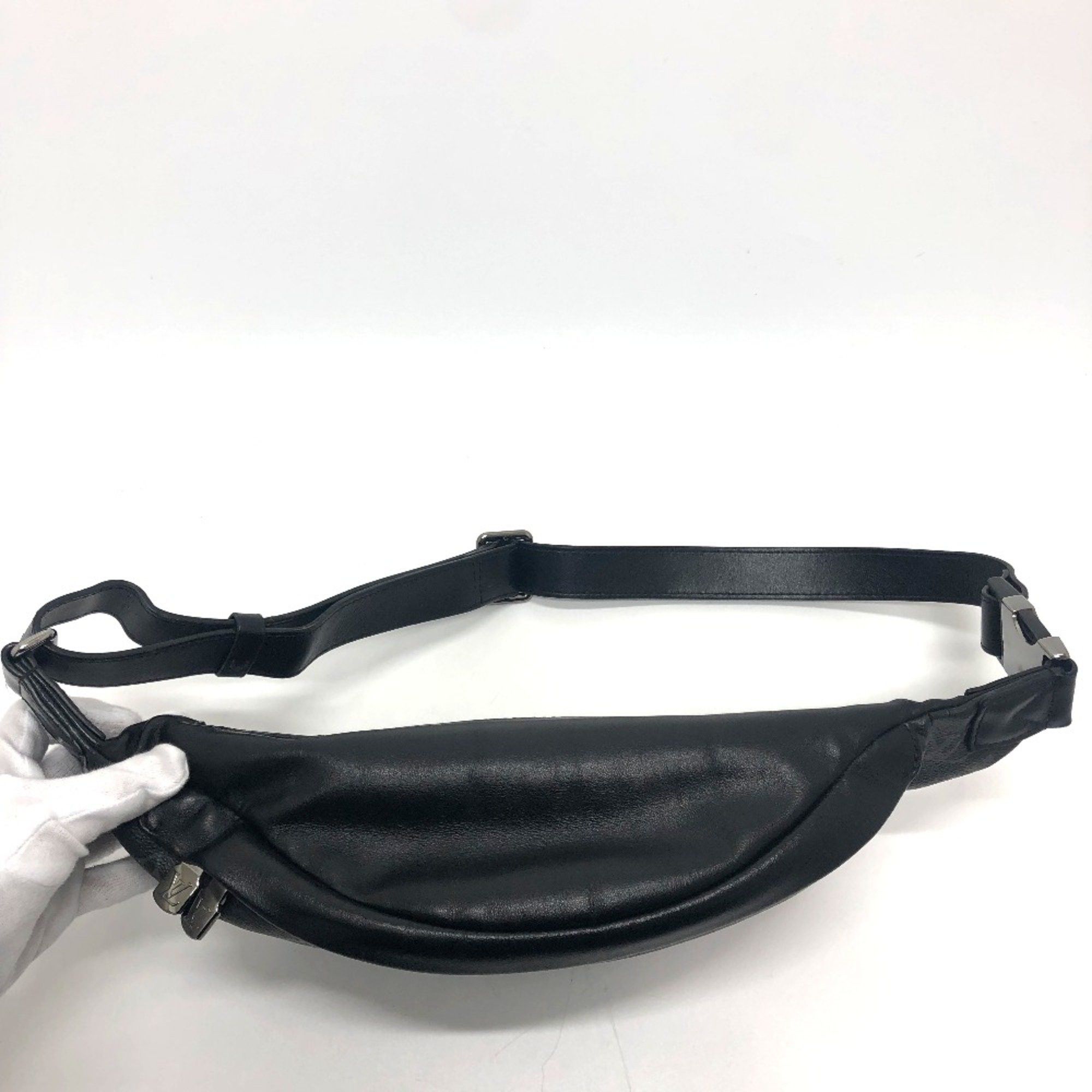 Louis Vuitton Louis Vuitton M44336 MonogramEclipse Bag Discovery-Bum Bag PM body bag Black Size ONE SIZE - 3 Thumbnail