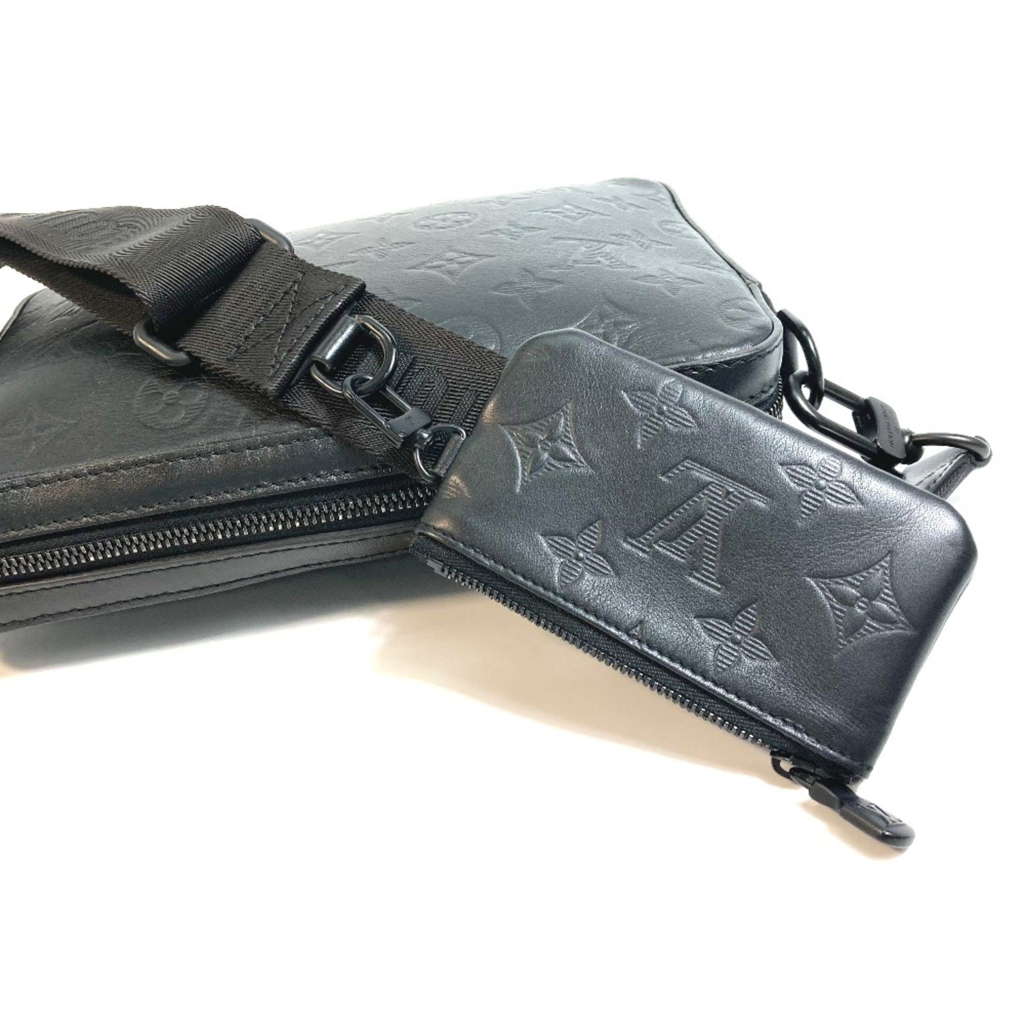 Louis Vuitton Louis Vuitton M69827 Monogram shadow Bag Crossbody body bag Black Size ONE SIZE - 10 Thumbnail