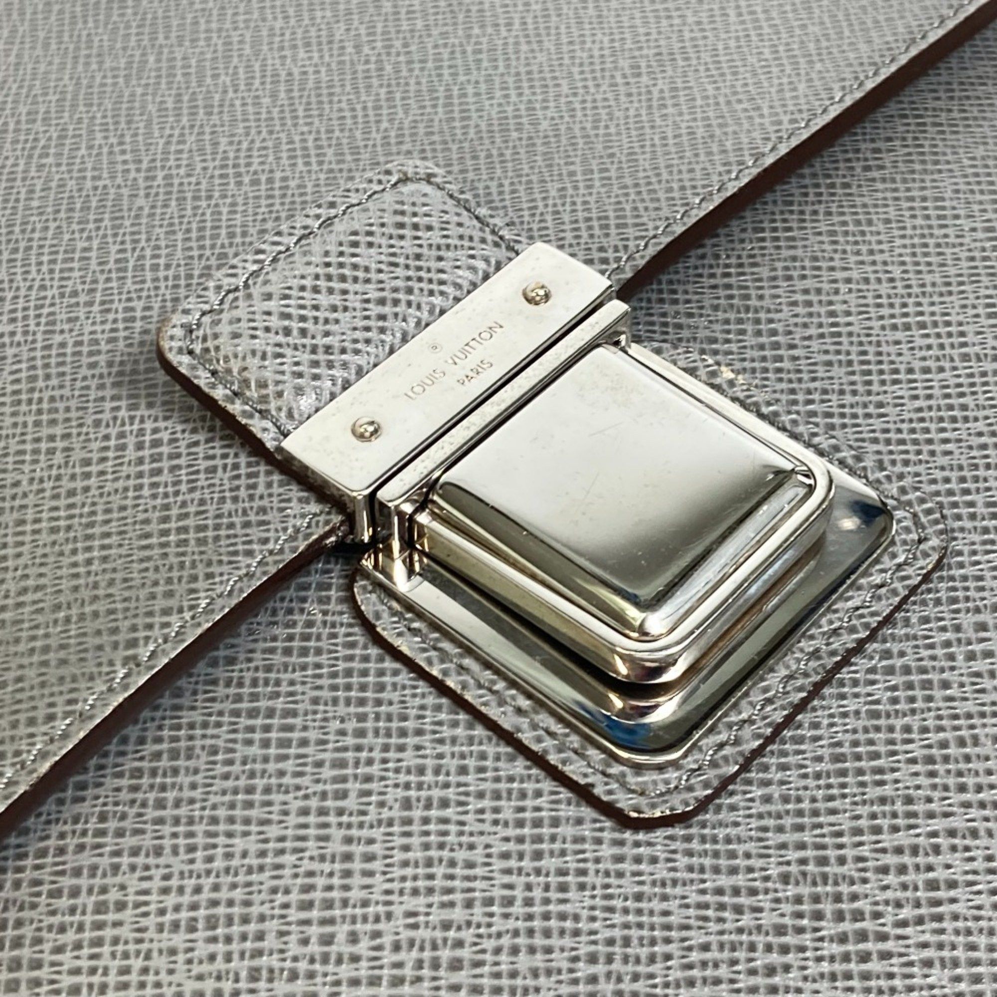 Louis Vuitton Louis Vuitton M32641 Taiga 2WAY Shoulder Bag Briefcase gray Size ONE SIZE - 8 Thumbnail