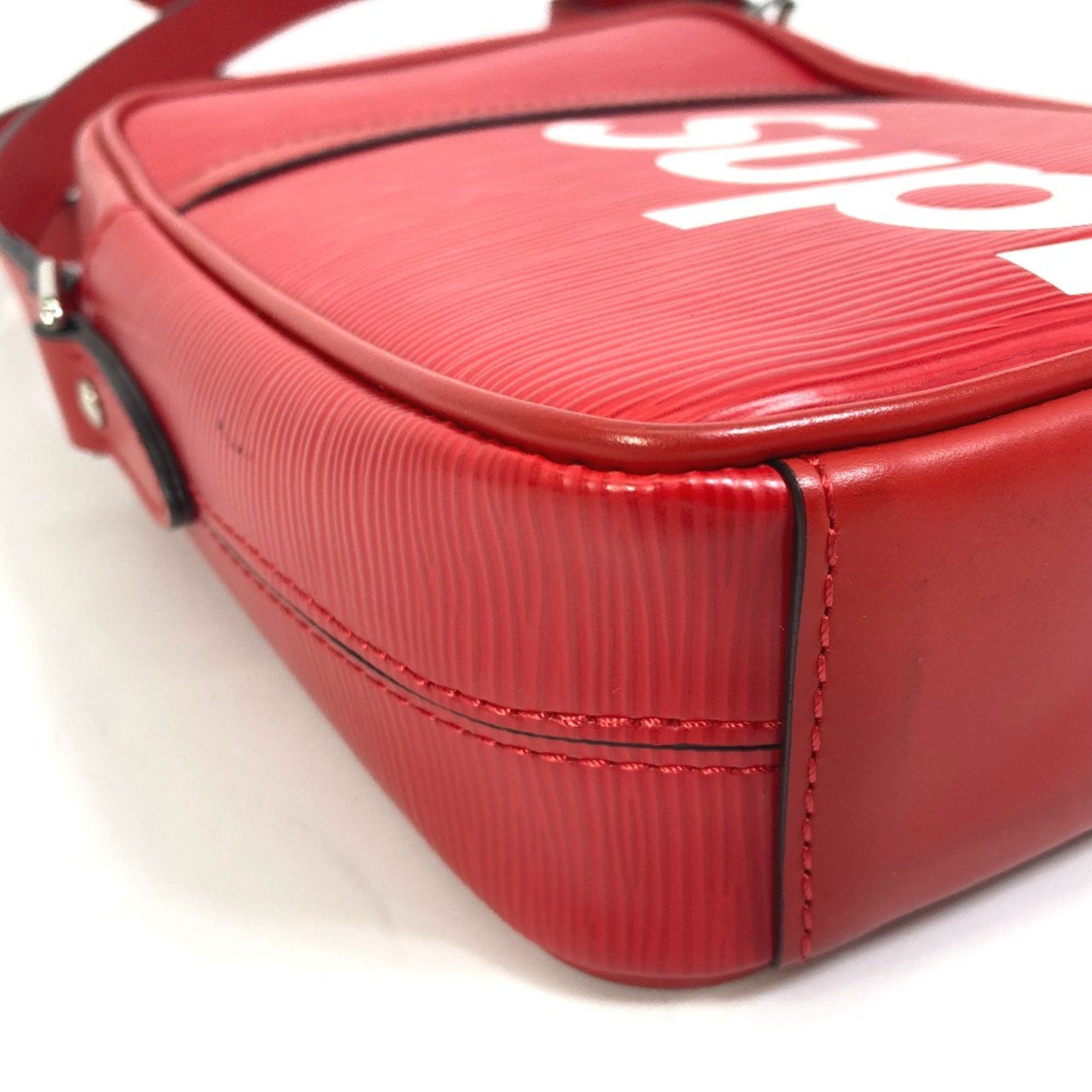 Louis Vuitton Louis Vuitton M53417 Epi DanubePM bag supreme collaboration Shoulder Bag Red SilverHardware Size ONE SIZE - 6 Thumbnail