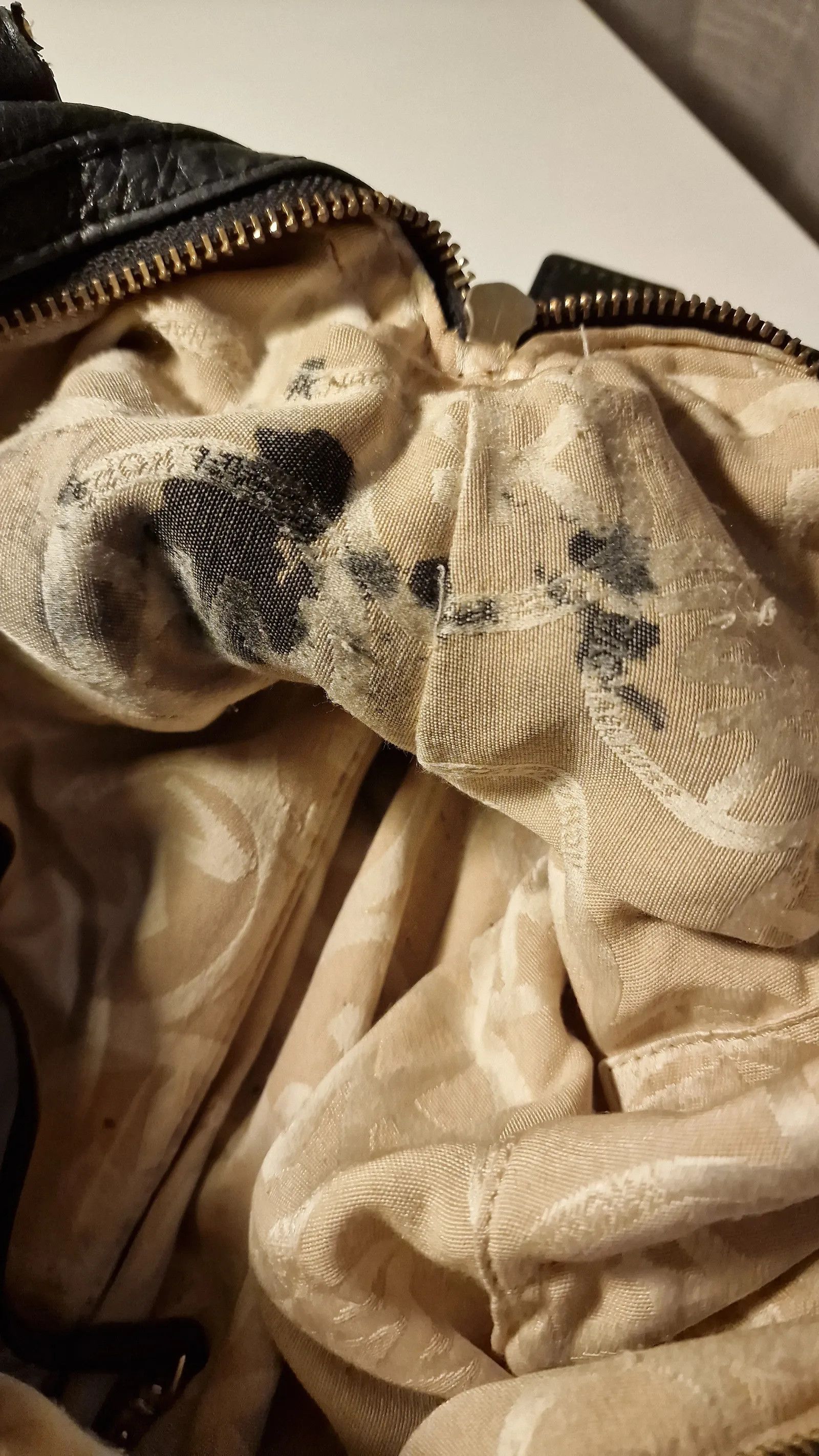 Michael Kors Michael Kors Bucket Bag Size ONE SIZE - 4 Thumbnail