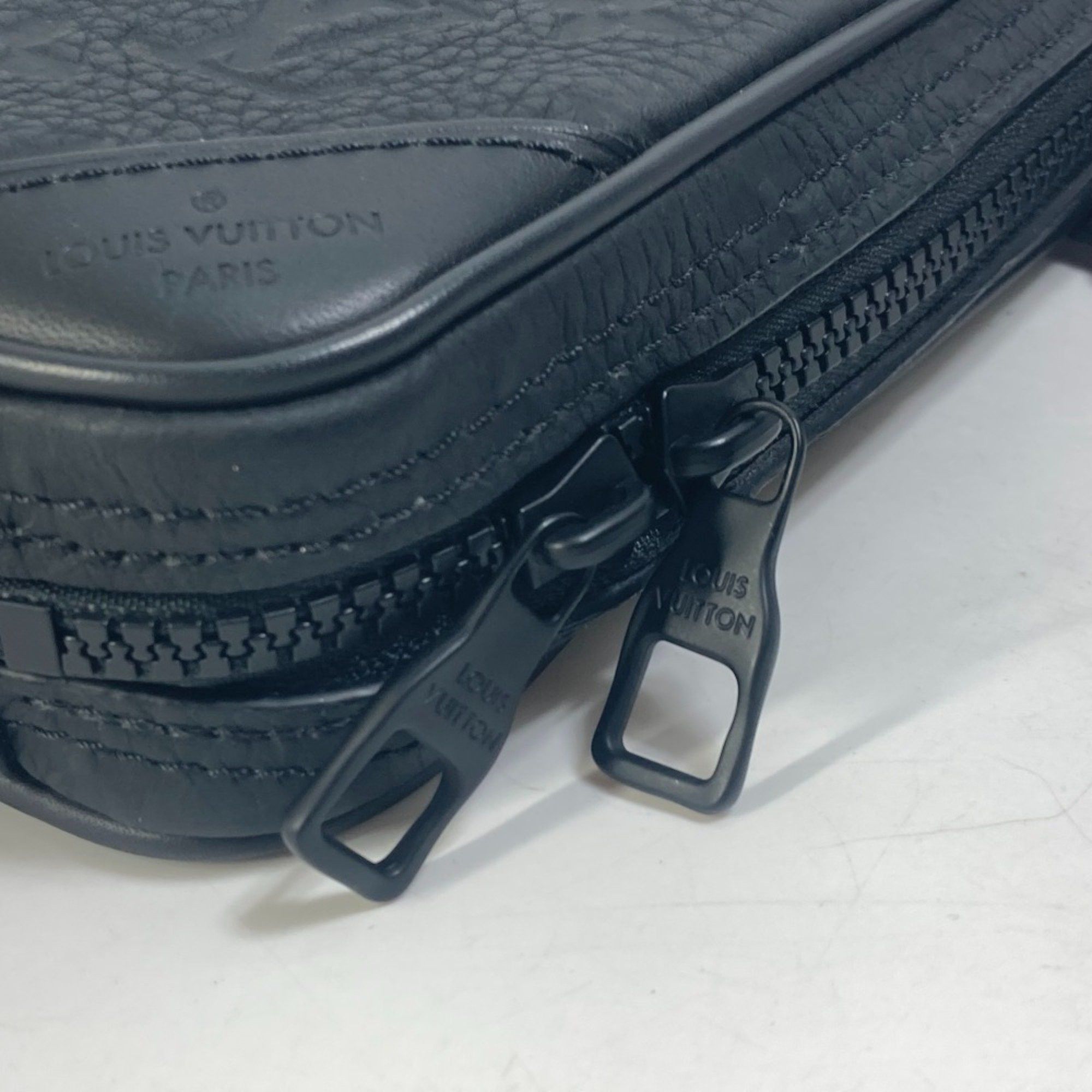 Louis Vuitton Louis Vuitton M53298 Monogram Cross body bag Shoulder Bag Black Orange Size ONE SIZE - 10 Thumbnail