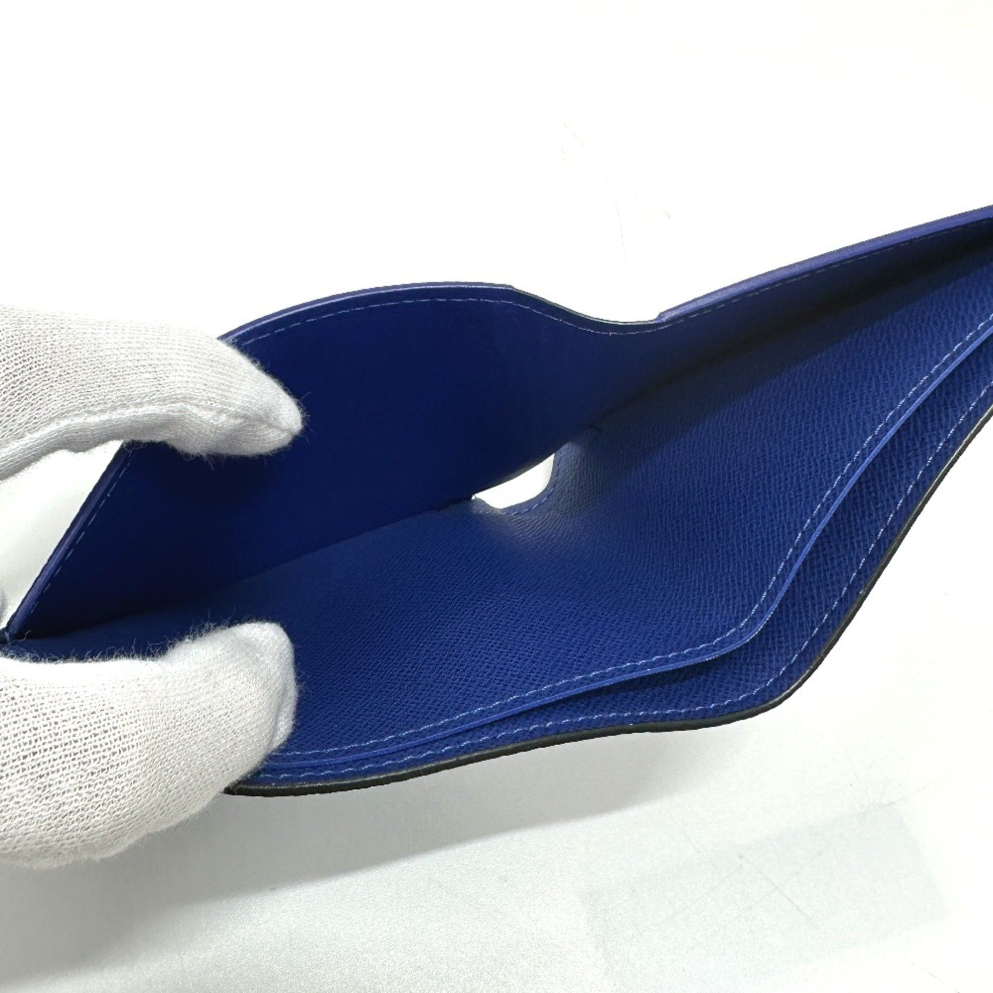 Louis Vuitton Louis Vuitton M30565 Taiga Bill Compartment Folded wallet blue Size ONE SIZE - 9 Thumbnail