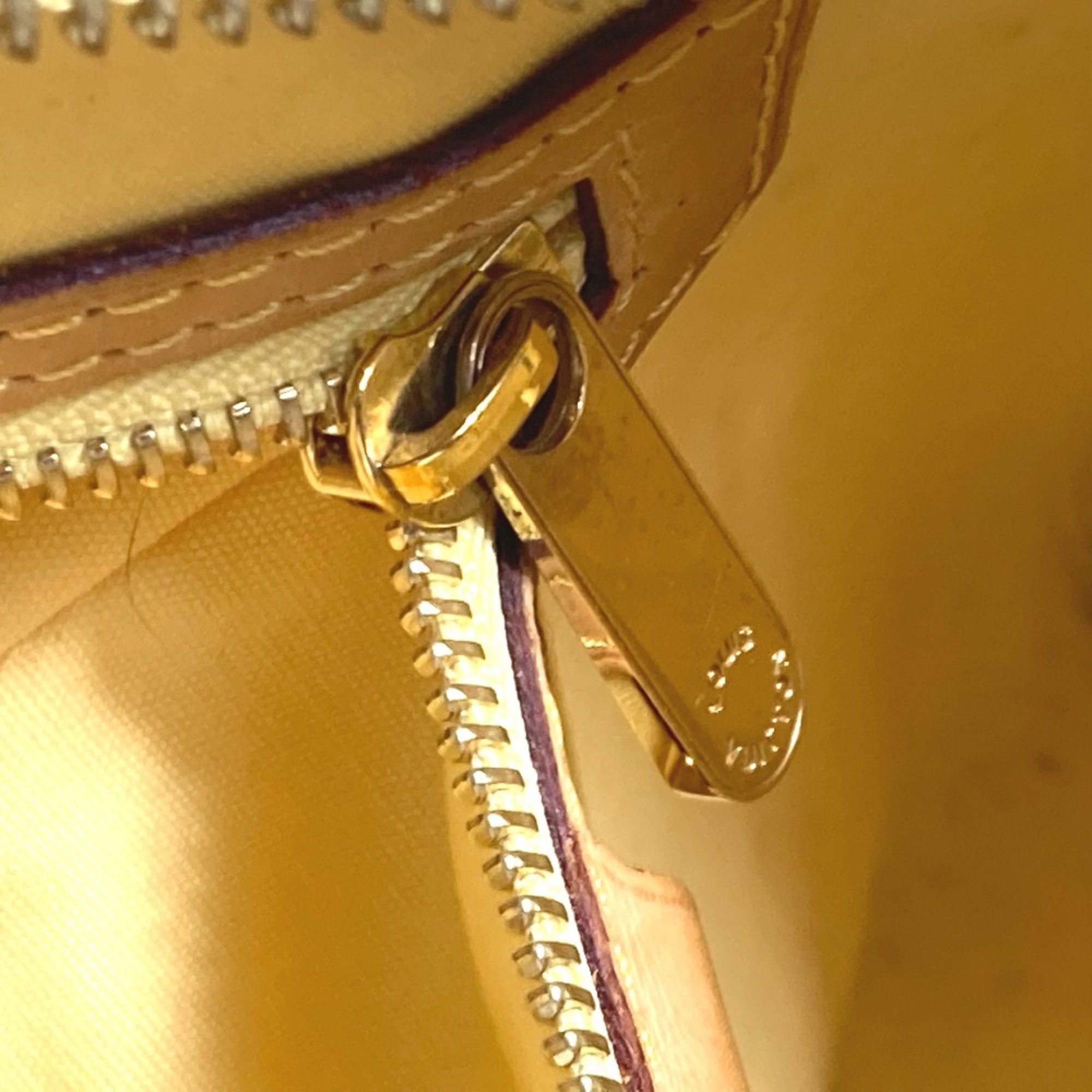 Louis Vuitton Louis Vuitton M90108 MonogramVernis Bag Hand Bag Citrine yellow Size ONE SIZE - 15 Thumbnail
