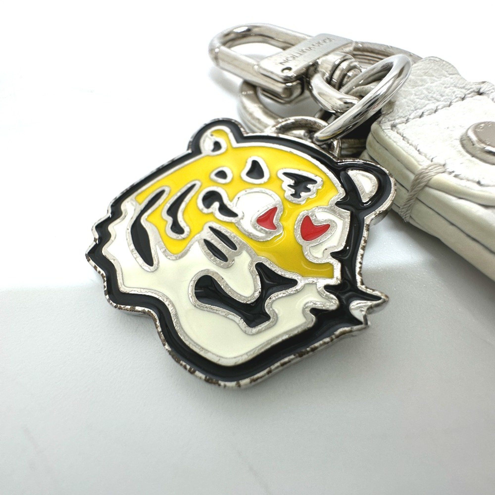 Louis Vuitton Louis Vuitton MP3225 NIGO collaboration Strap Bag Charm Key Holder White Red Size ONE SIZE - 7 Thumbnail