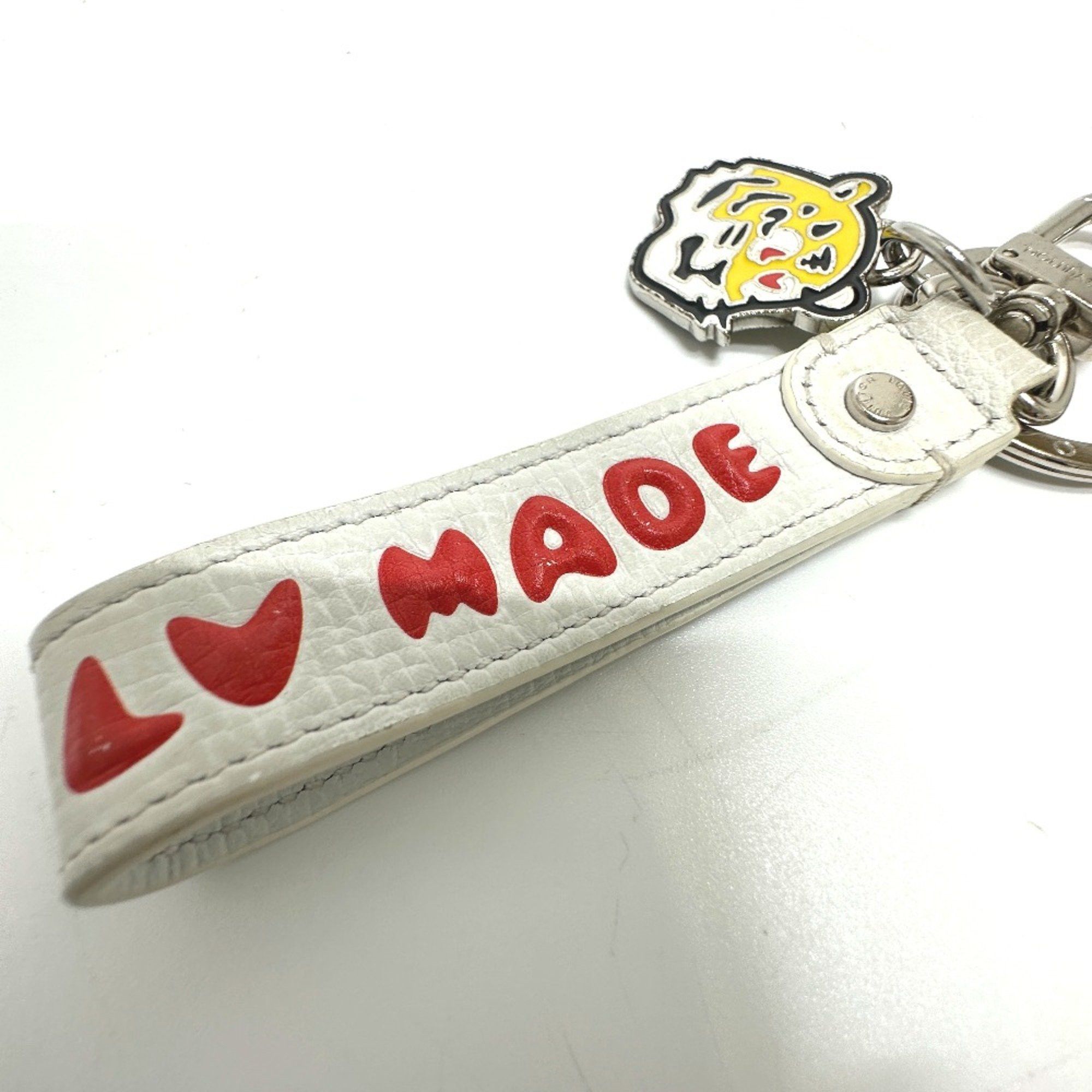 Louis Vuitton Louis Vuitton MP3225 NIGO collaboration Strap Bag Charm Key Holder White Red Size ONE SIZE - 6 Thumbnail