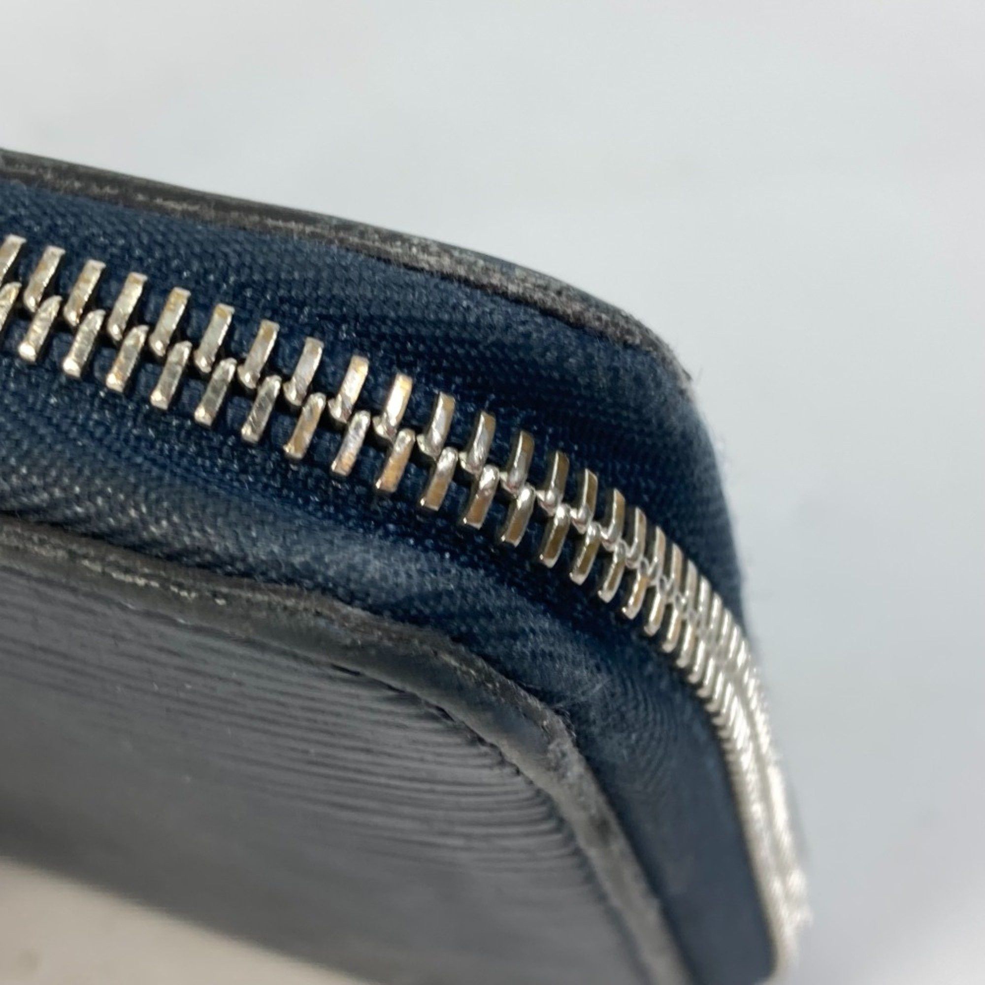 Louis Vuitton Louis Vuitton M62644 travel case long wallet Zip Around Long Wallet Navy Size ONE SIZE - 4 Thumbnail
