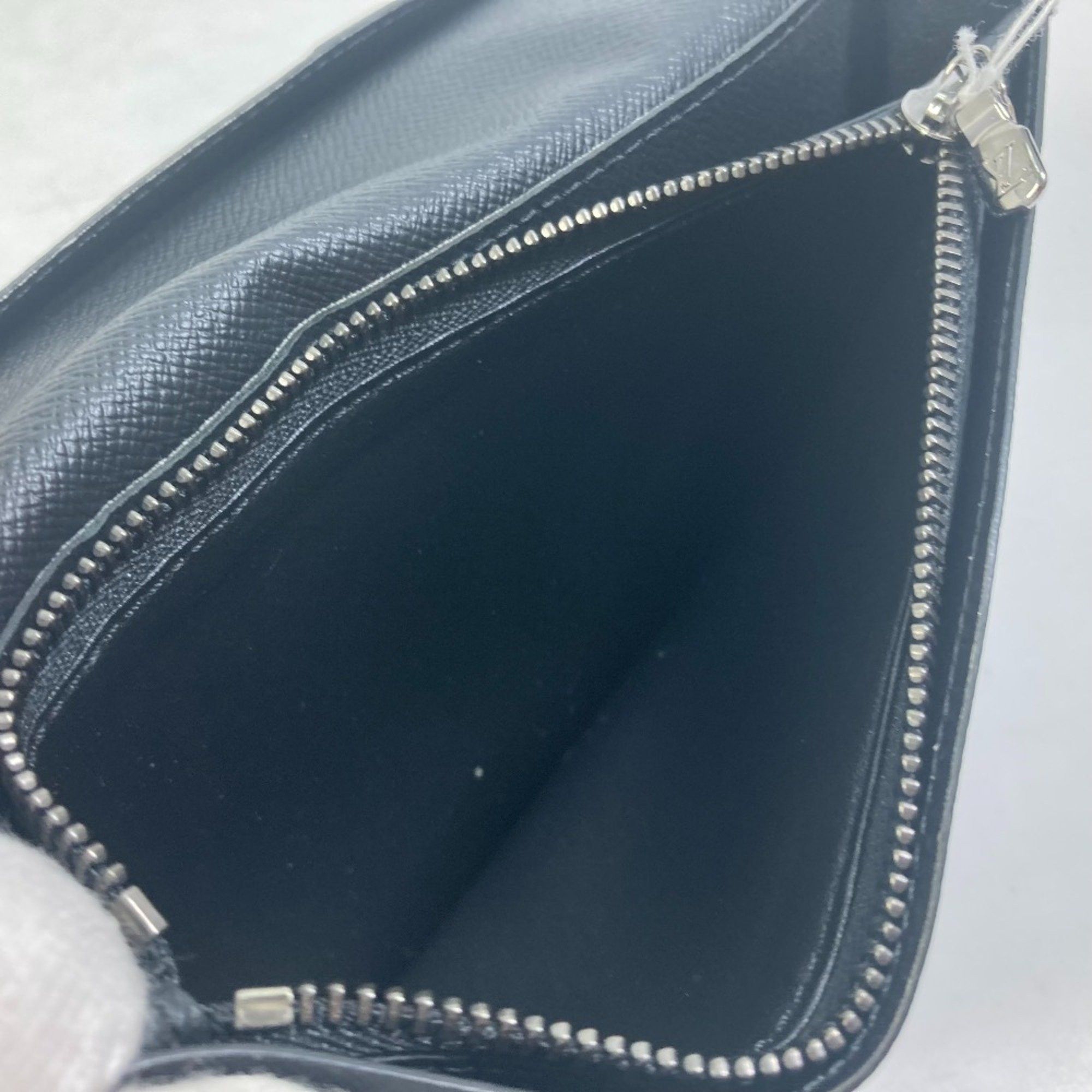Louis Vuitton Louis Vuitton M61697 Monogram-Eclipse Two fold Long Wallet Black Size ONE SIZE - 12 Thumbnail