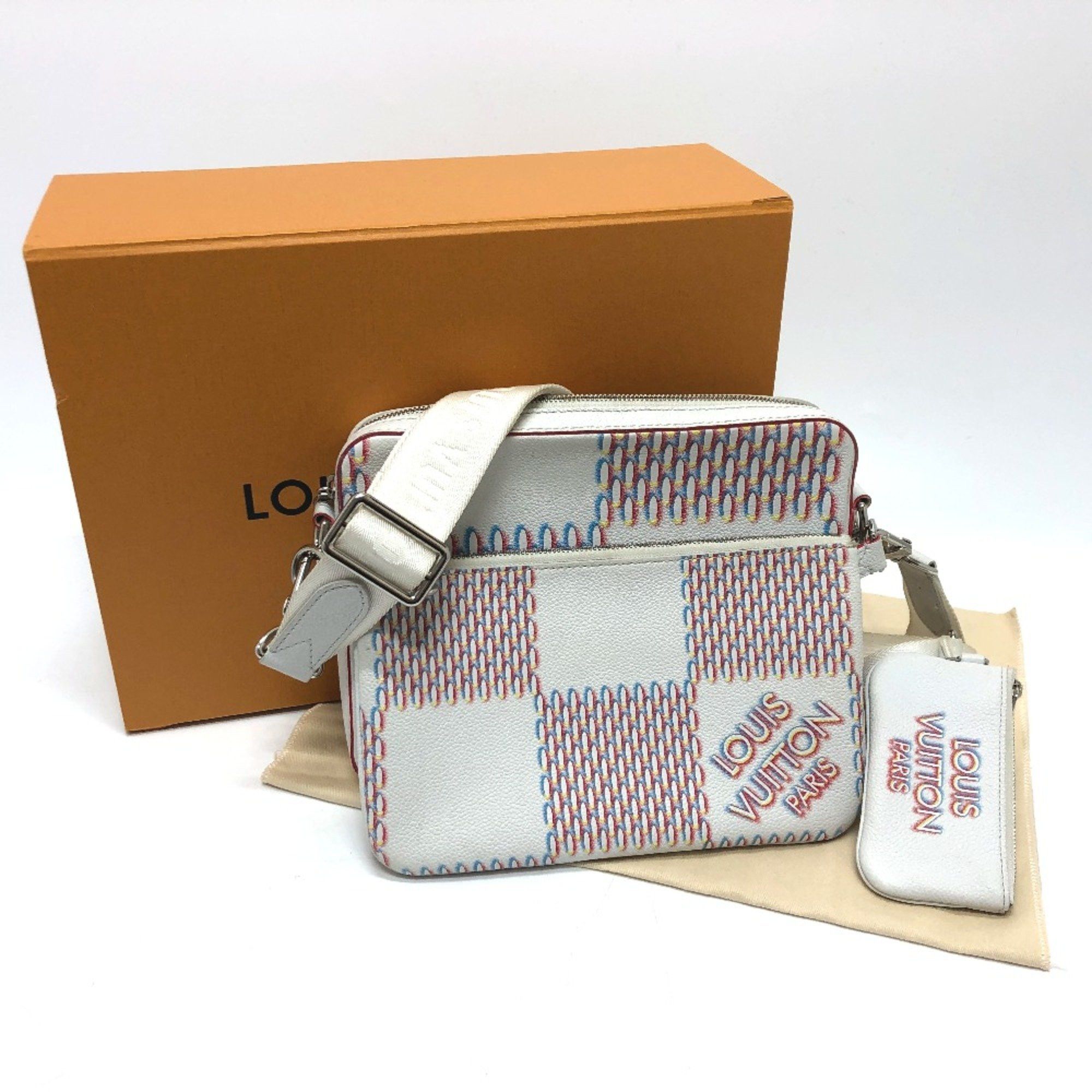 Louis Vuitton Louis Vuitton M20665 damier giant spray Bag Shoulder Bag Blanc White SilverHardware Size ONE SIZE - 16 Thumbnail