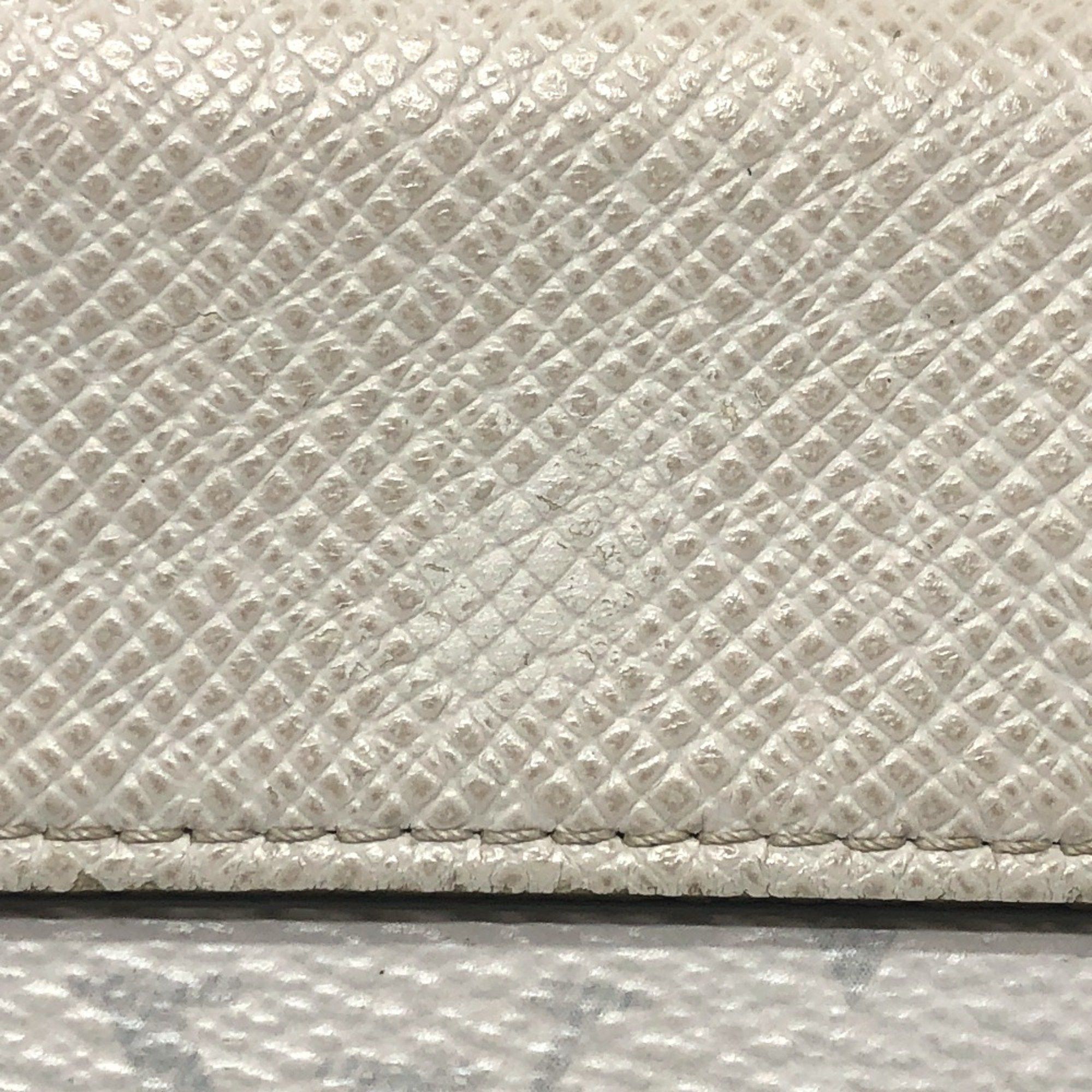 Louis Vuitton Louis Vuitton M67621 Taigarama Monogram Trifold wallet White Size ONE SIZE - 6 Thumbnail