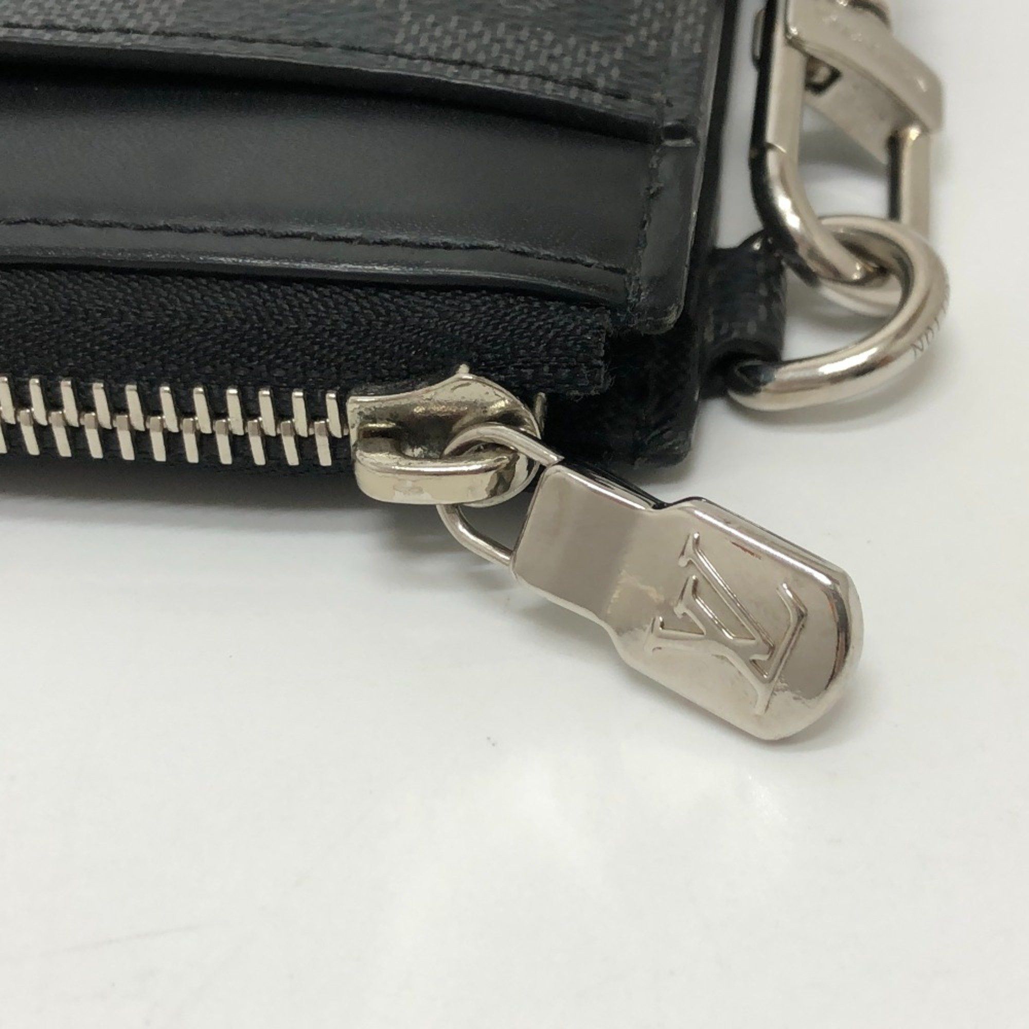 Louis Vuitton Louis Vuitton N60379 Damier Graphite L-shaped long wallet with strap Long Wallet Black SilverHardware Size ONE SIZE - 6 Thumbnail