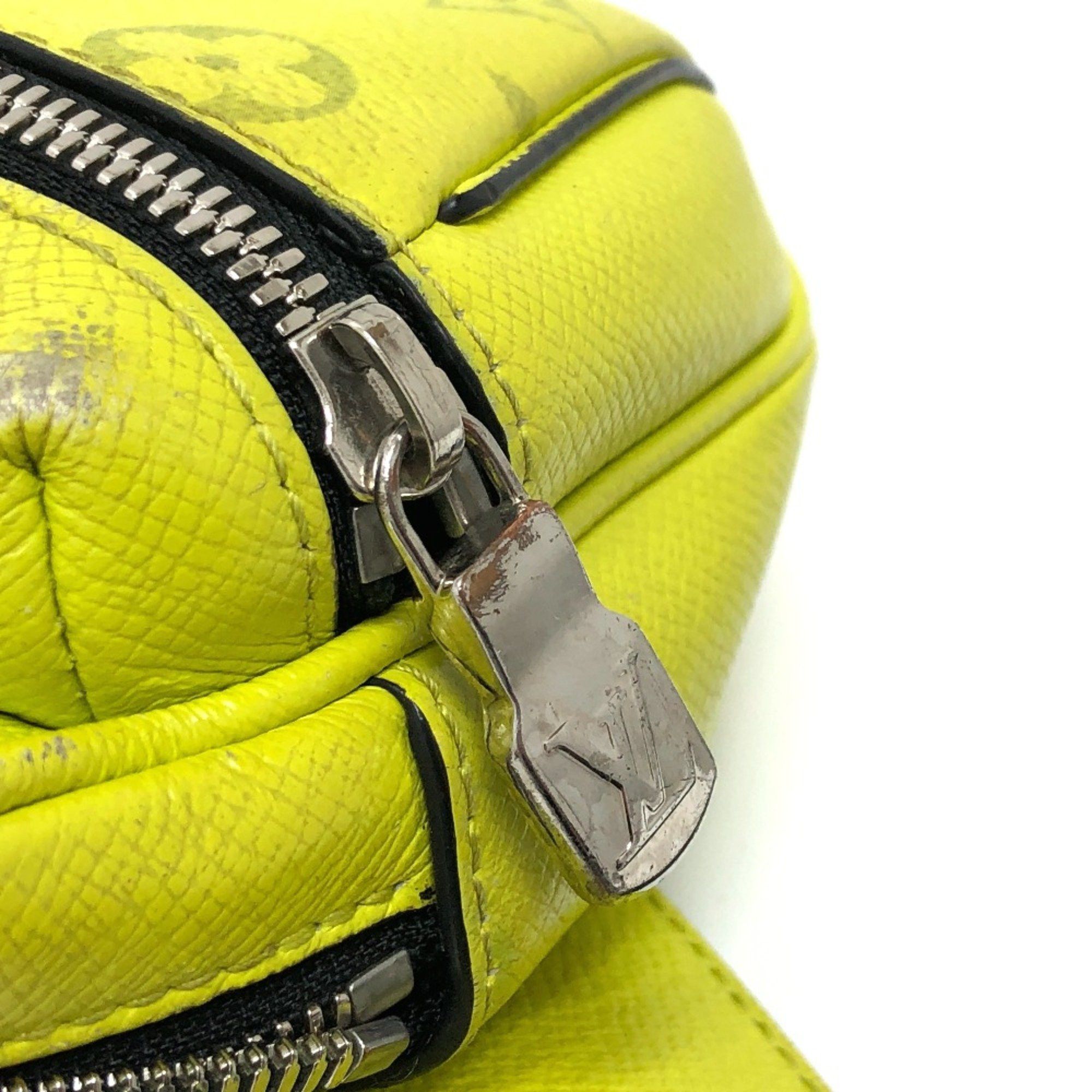 Louis Vuitton Louis Vuitton M30239 Taigalama Messenger bag body bag yellow Black/SilverHardware Size ONE SIZE - 3 Thumbnail
