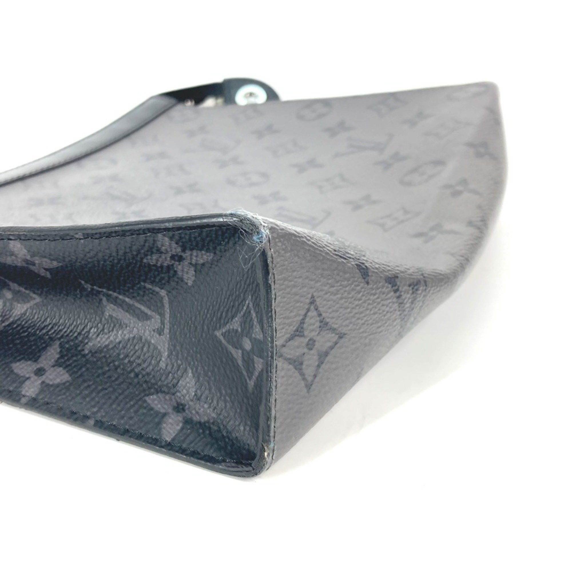 Louis Vuitton Louis Vuitton M69535 Monogram Eclipse Reverse pouch bag Clutch bag gray Black Size ONE SIZE - 3 Thumbnail
