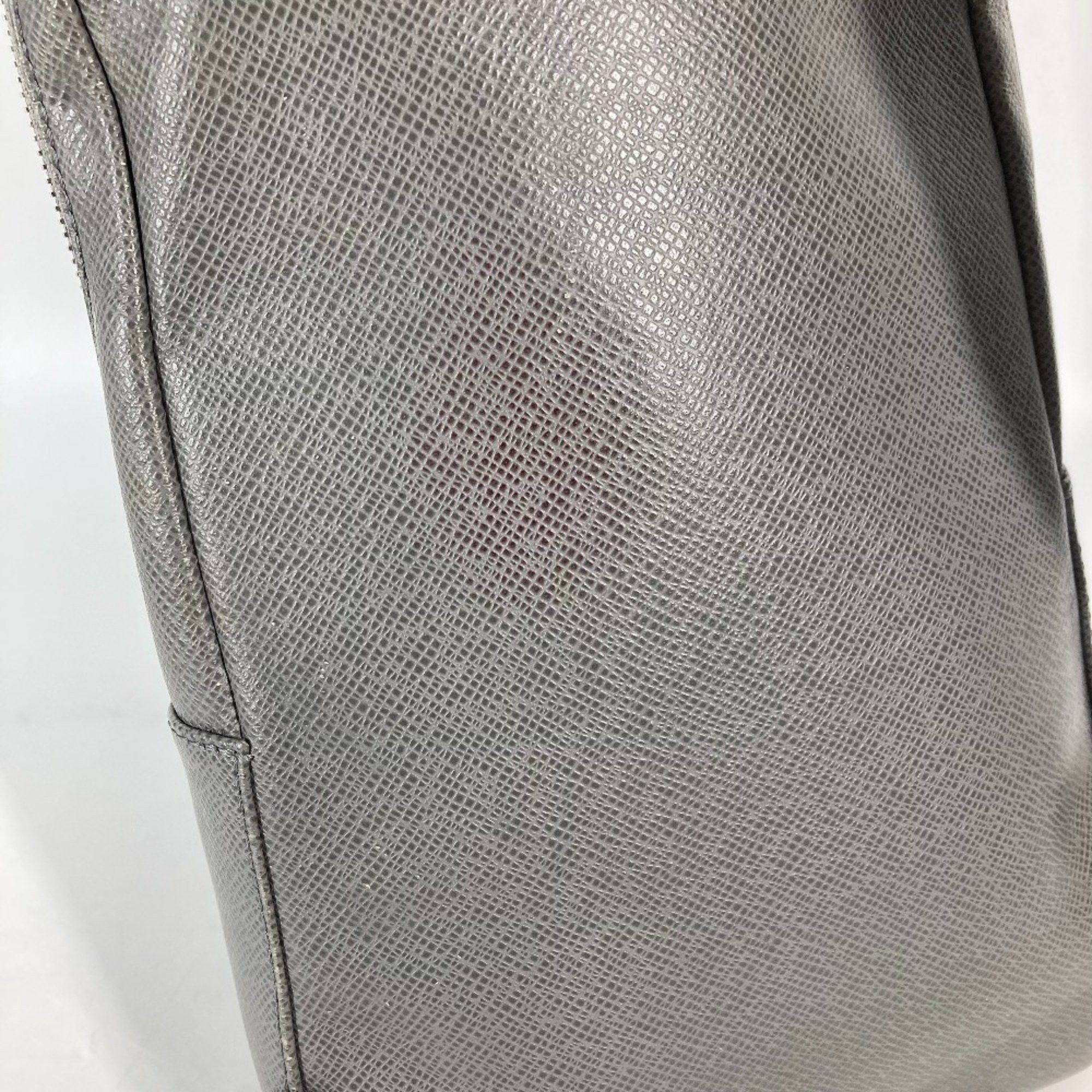 Louis Vuitton Louis Vuitton M30951 Taiga Shoulder Bag Cross body bag gray Size ONE SIZE - 8 Thumbnail