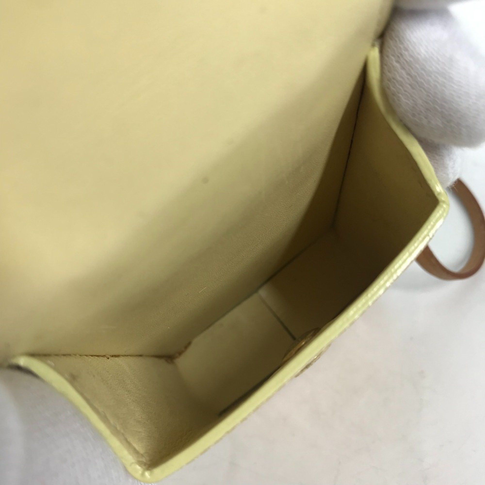 Louis Vuitton Louis Vuitton M91048 MonogramVernis Cigarette case pouch with strap Cigarette case Beige Size ONE SIZE - 12 Thumbnail