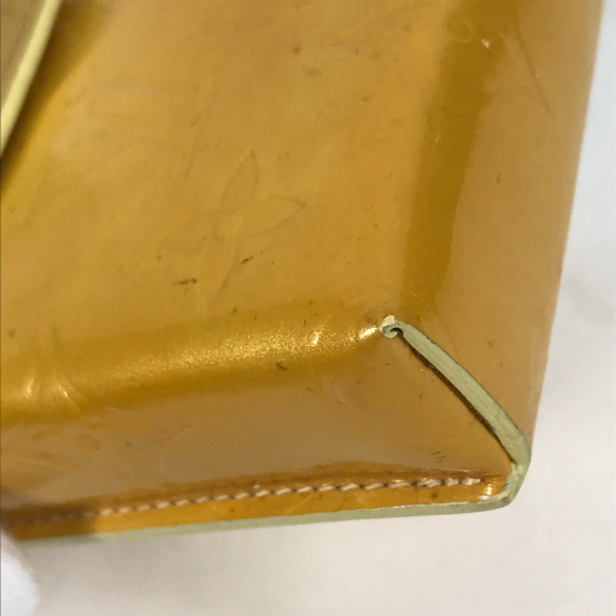 Louis Vuitton Louis Vuitton M91048 MonogramVernis Cigarette case pouch with strap Cigarette case Beige Size ONE SIZE - 6 Thumbnail