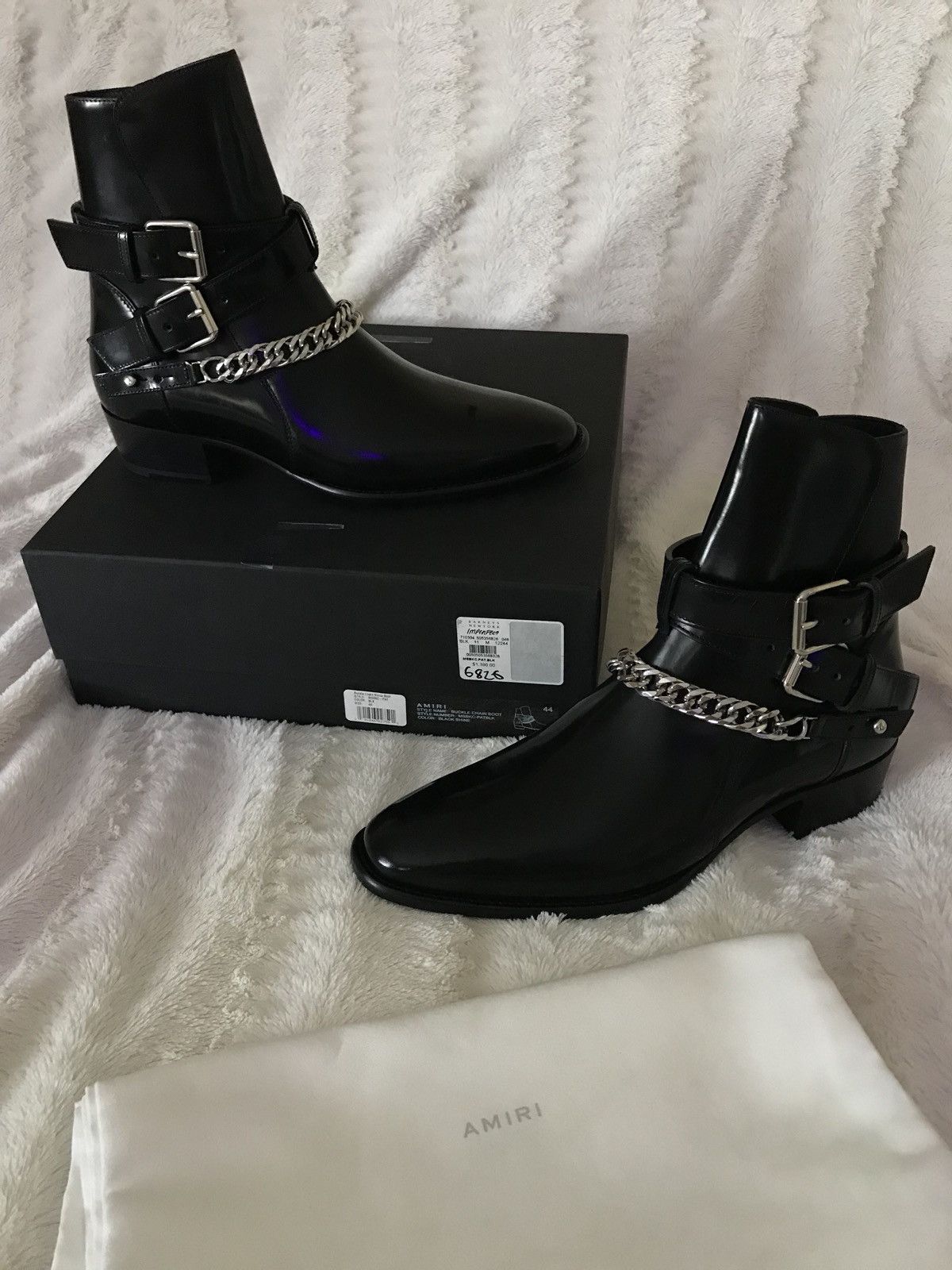 New $1390 Buckle Chain Boots