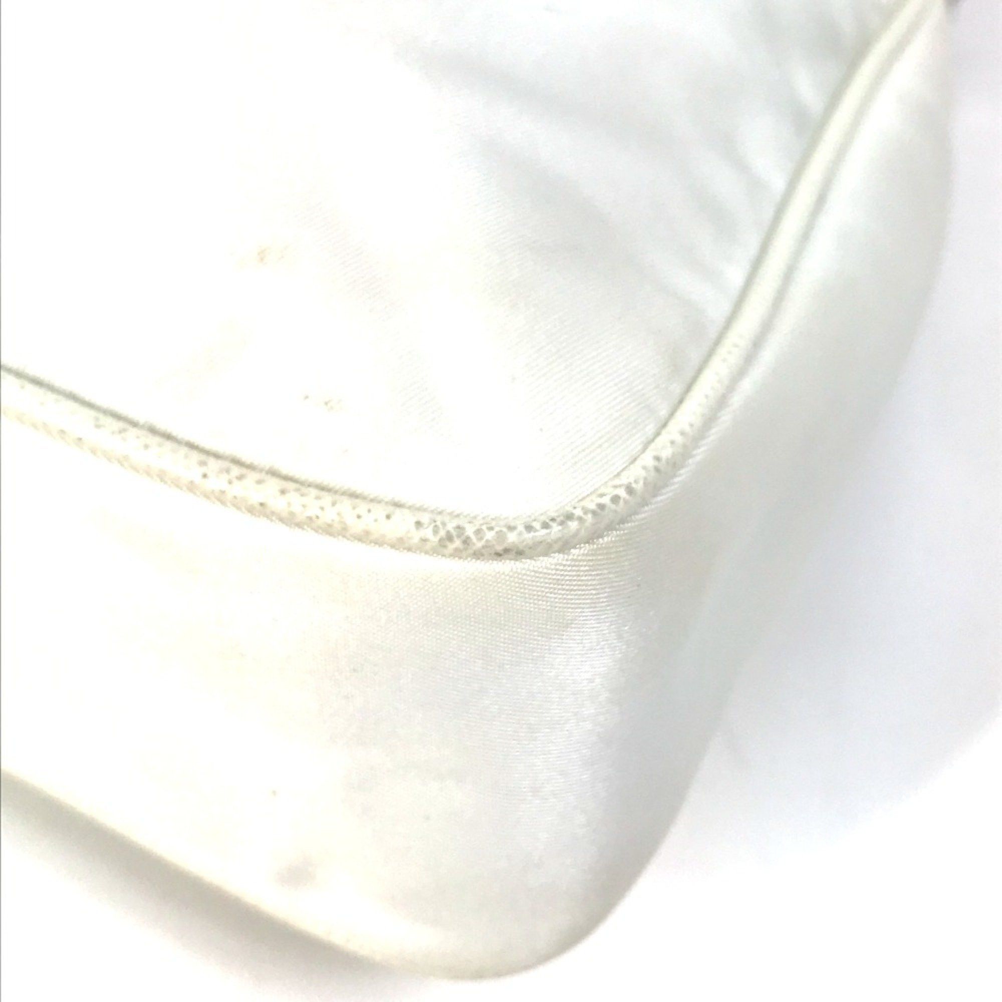 Prada PRADA 1BH204 triangle logo triangle logo plate Chain with crossbody pouch Shoulder Bag White Beige Size ONE SIZE - 5 Thumbnail