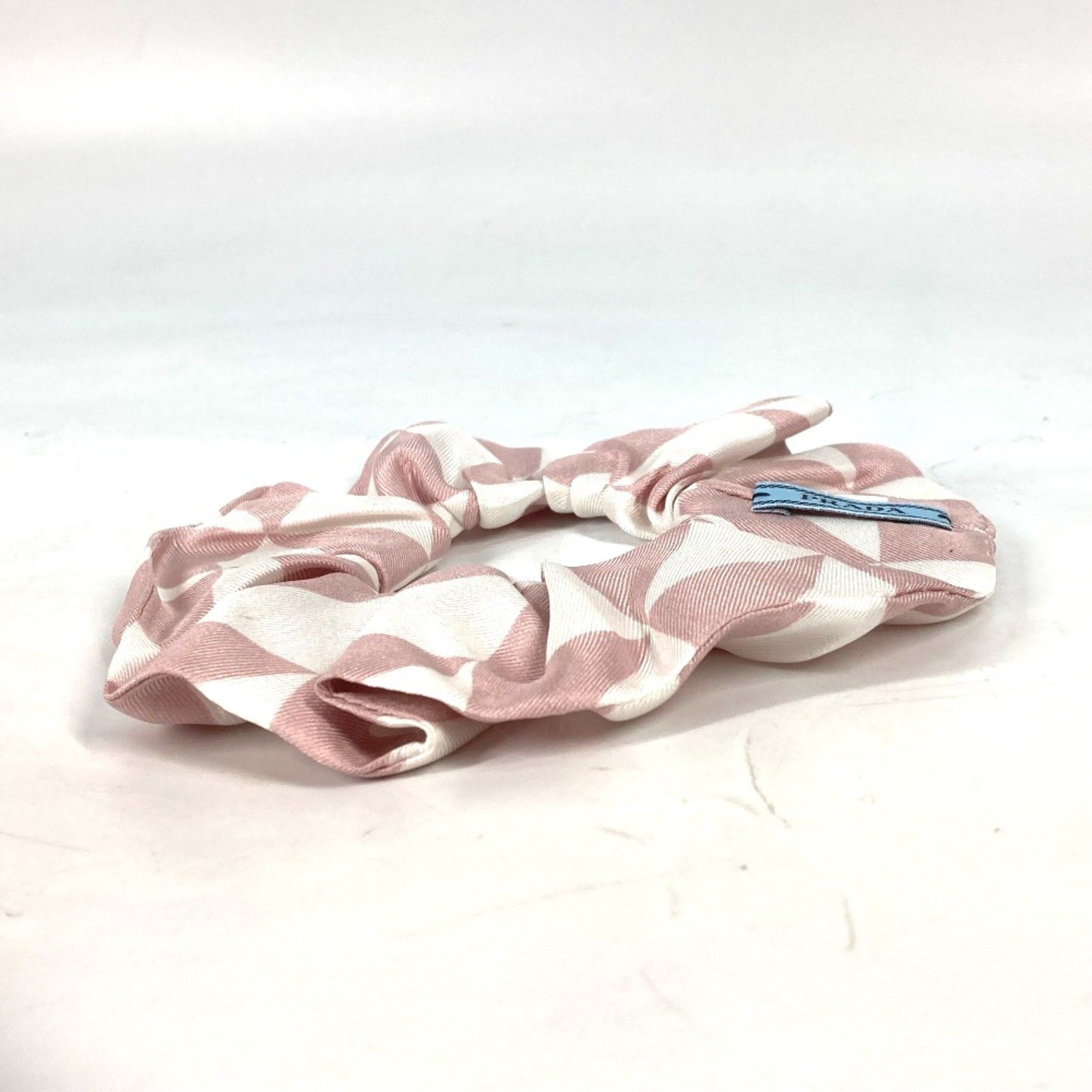 Prada PRADA 1IF015 triangle logo triangle logo plate hair accessories hair rubber Shush pink Size ONE SIZE - 6 Thumbnail
