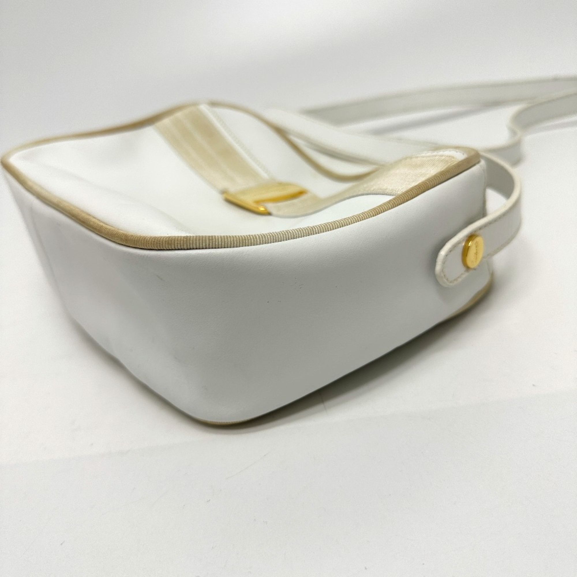 Salvatore Ferragamo Salvatore Ferragamo BA214183 Vala Shoulder Bag White GoldHardware Size ONE SIZE - 4 Thumbnail