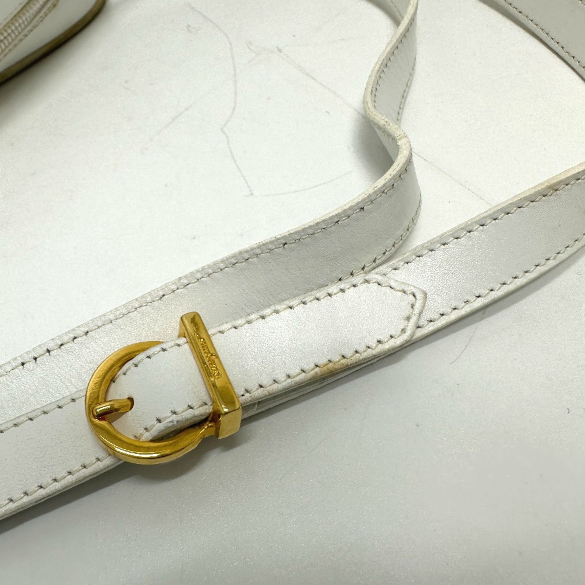 Salvatore Ferragamo Salvatore Ferragamo BA214183 Vala Shoulder Bag White GoldHardware Size ONE SIZE - 14 Thumbnail