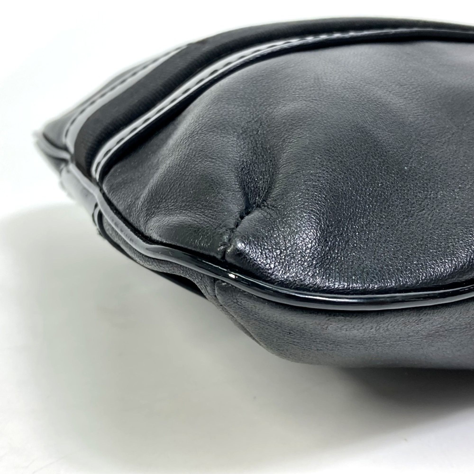 Salvatore Ferragamo Salvatore Ferragamo EE-21-E196 Vala bag flat bag Shoulder Bag Black Size ONE SIZE - 5 Thumbnail