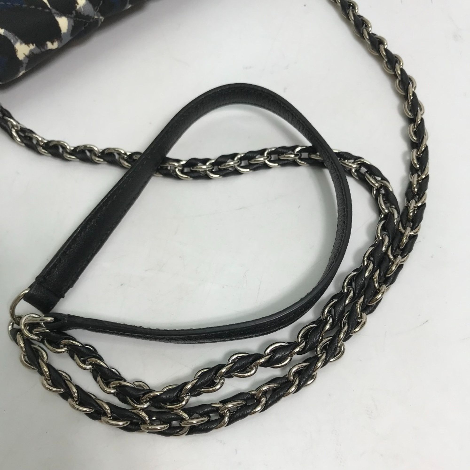Salvatore Ferragamo Salvatore Ferragamo E834 Vala Ribbon Chain Shoulder Bag Black Size ONE SIZE - 6 Thumbnail