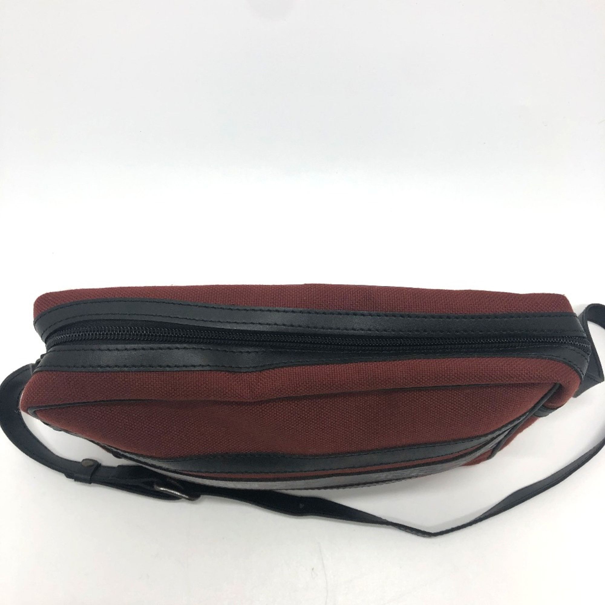Yves Saint Laurent Yves Saint Laurent logo bag square Shoulder Bag Red Size ONE SIZE - 4 Thumbnail