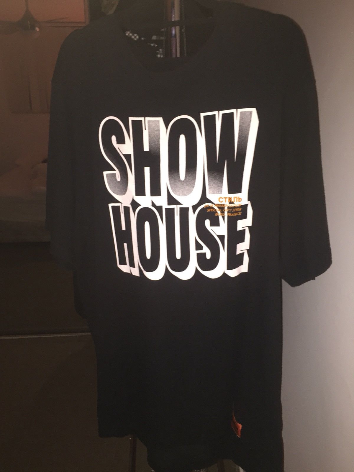 Heron Preston SHOW HOUSE Paris Exclusive Tee Size US L / EU 52-54 / 3 - 2 Thumbnail