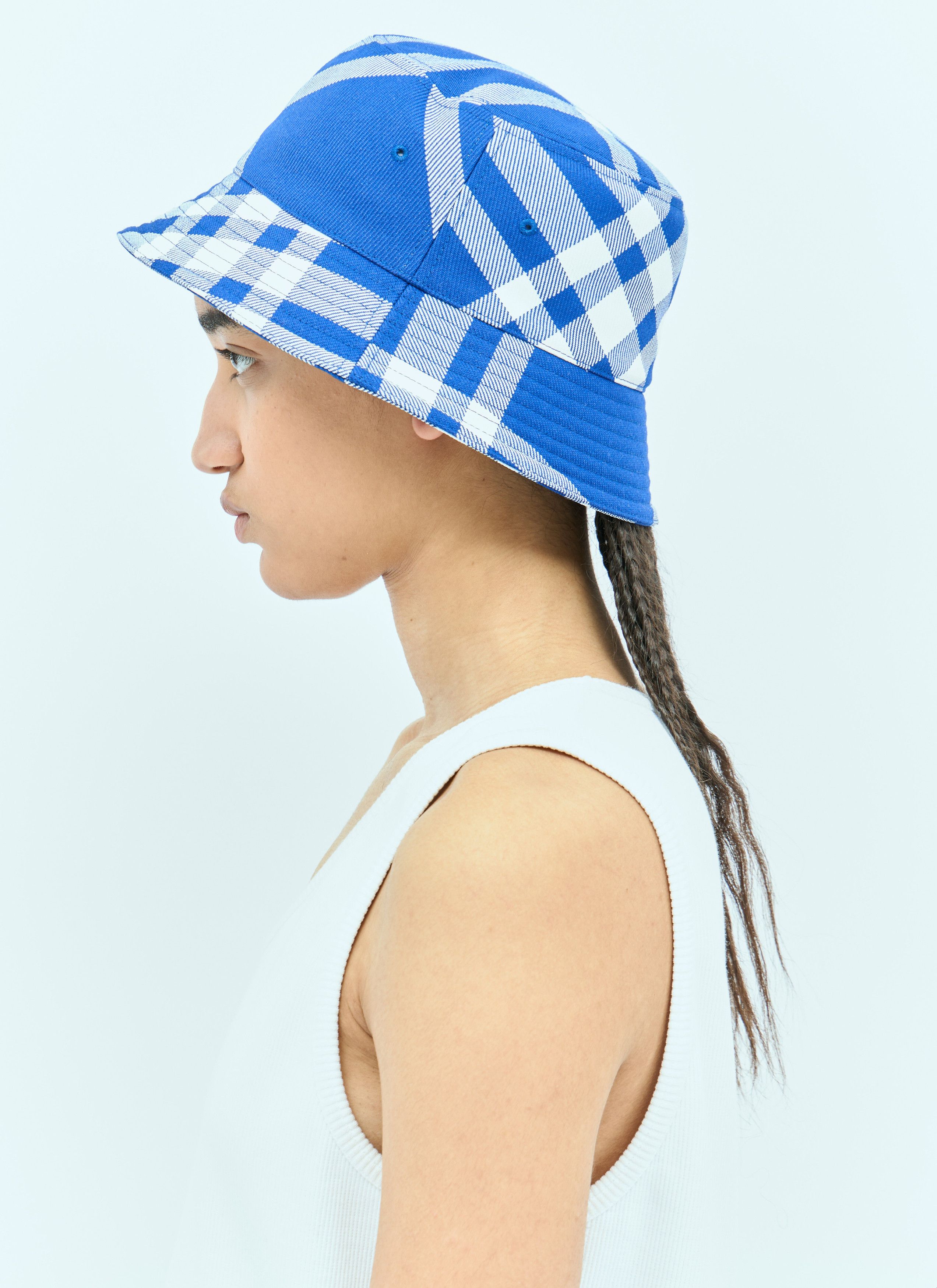 Burberry Check Bucket Hat Size ONE SIZE - 2 Thumbnail