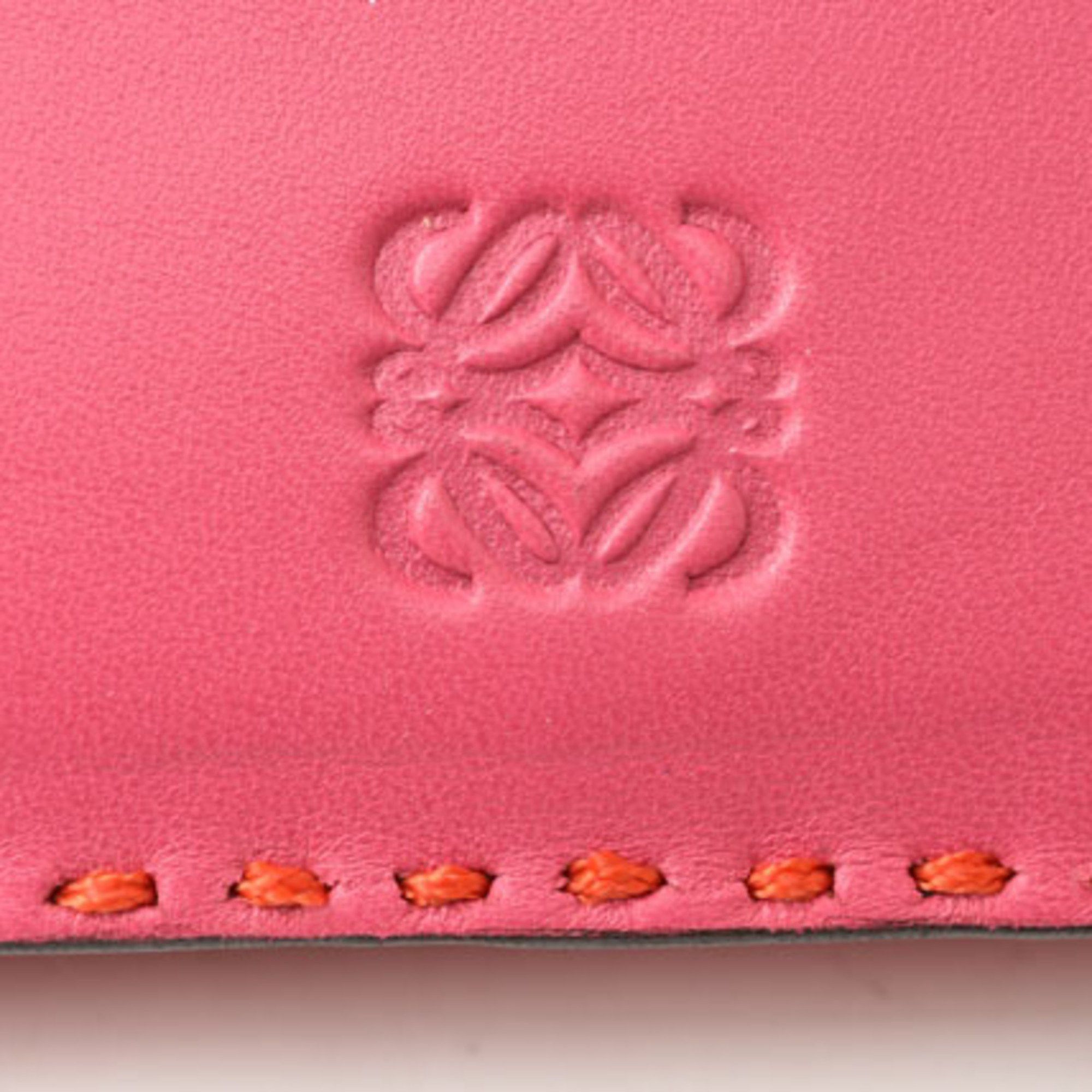 Loewe LOEWE Clutch Bag Second Pouch Lamb Leather Anagram Fuchsia Size ONE SIZE - 4 Thumbnail