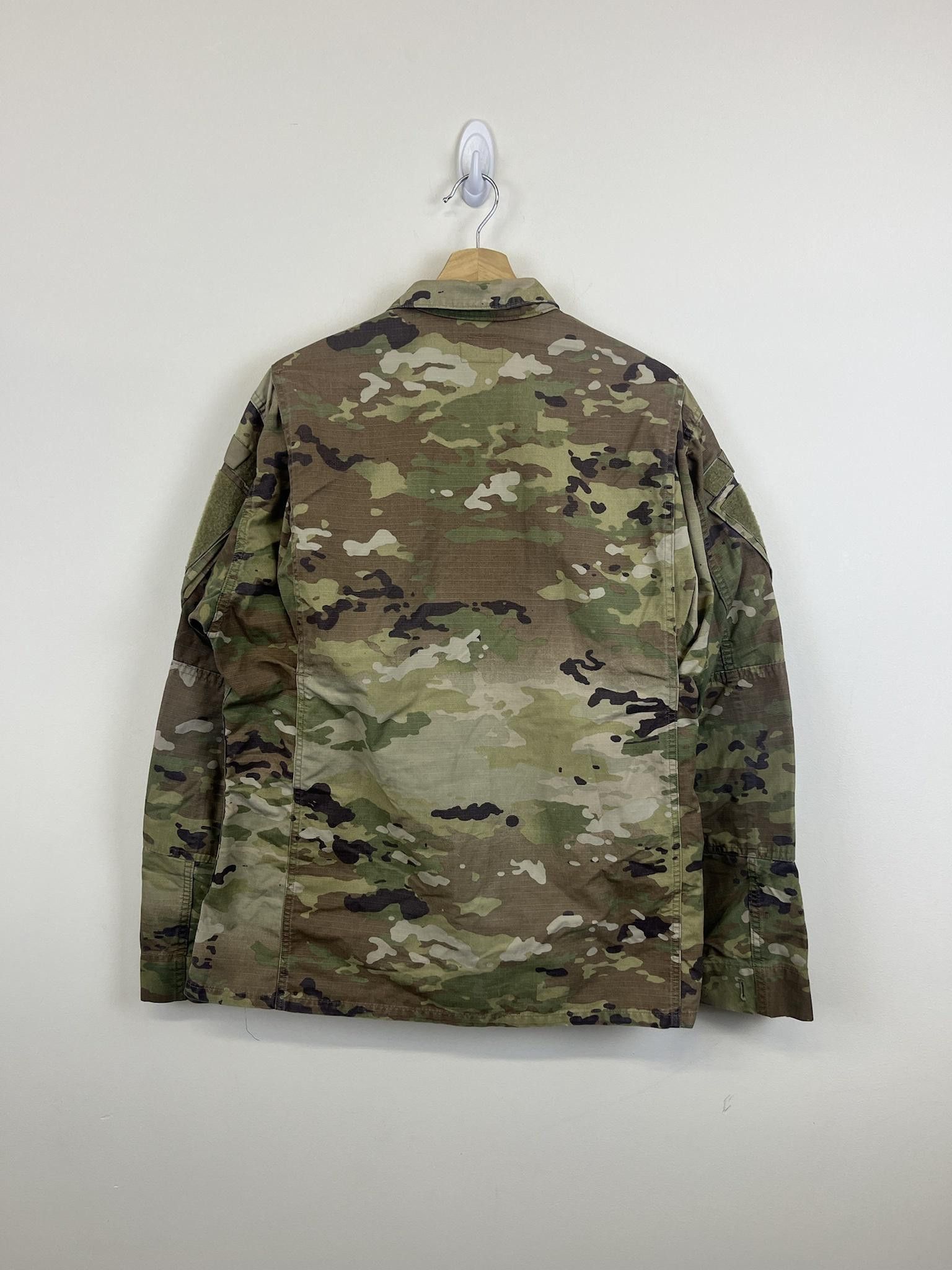 Vintage Early 2000's US OCP Camo Jacket Size US M / EU 48-50 / 2 - 3 Thumbnail