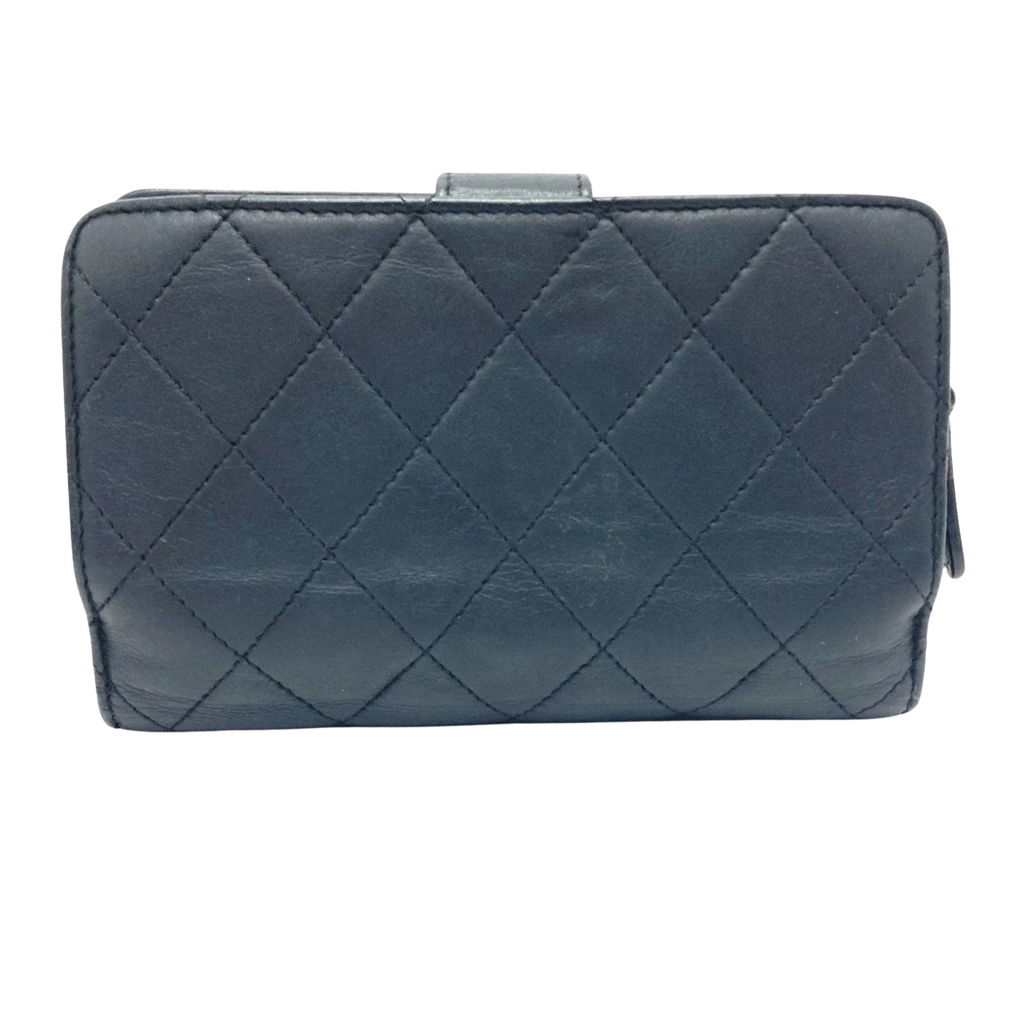 Chanel Chanel Matelassé wallet Size ONE SIZE - 2 Thumbnail