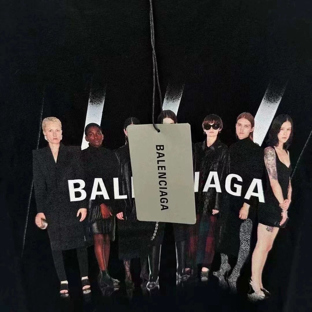 Balenciaga Balenciaga portrait short sleeved shirt Size US XS / EU 42 / 0 - 3 Thumbnail