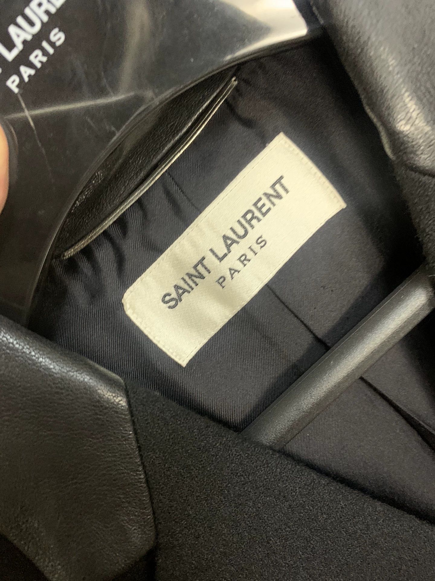 Saint Laurent Paris Saint Laurent Paris 13fw leather collar coat Size US M / EU 48-50 / 2 - 2 Thumbnail