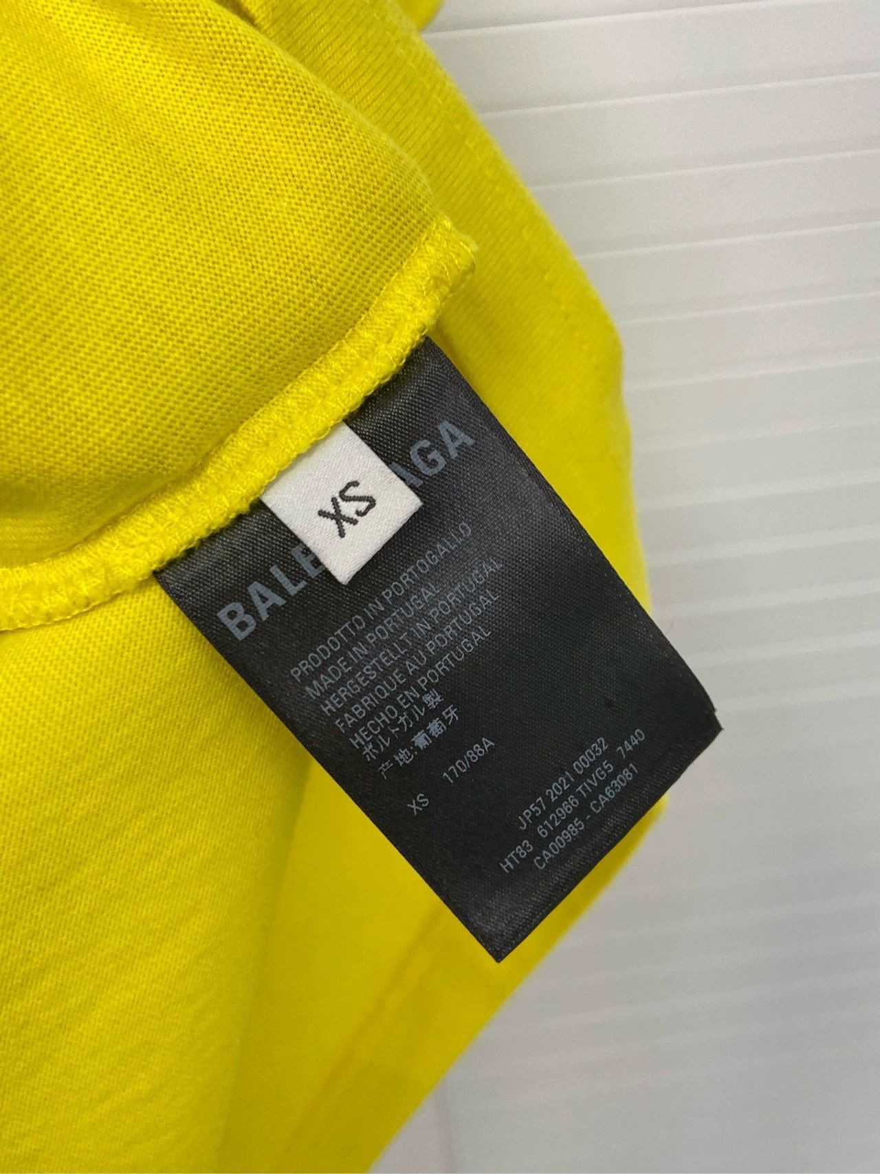 Balenciaga Balenciaga FW21 Logo print retro plain short sleeved shirt Size US XS / EU 42 / 0 - 6 Thumbnail