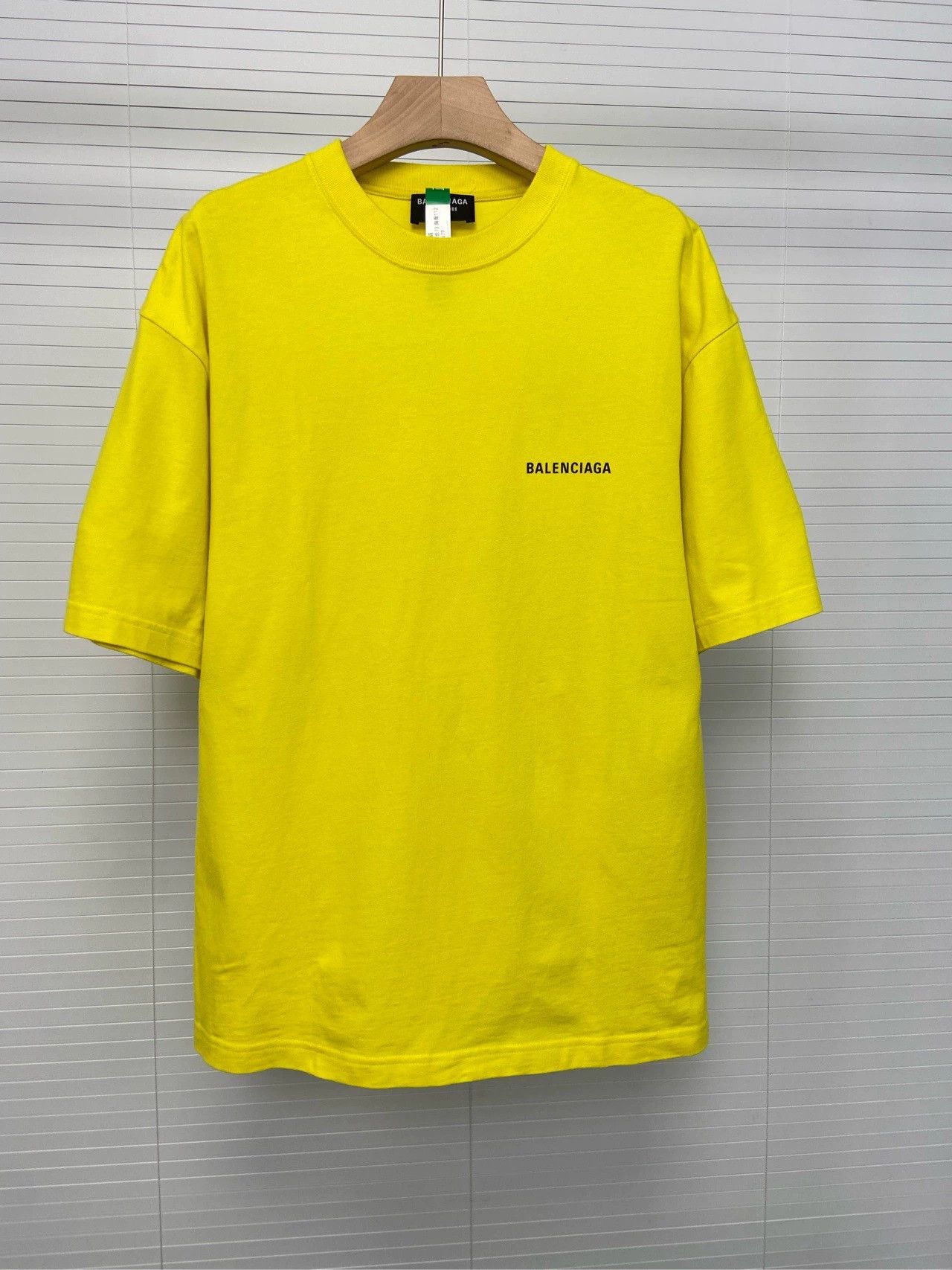Balenciaga Balenciaga FW21 Logo print retro plain short sleeved shirt Size US XS / EU 42 / 0 - 3 Thumbnail