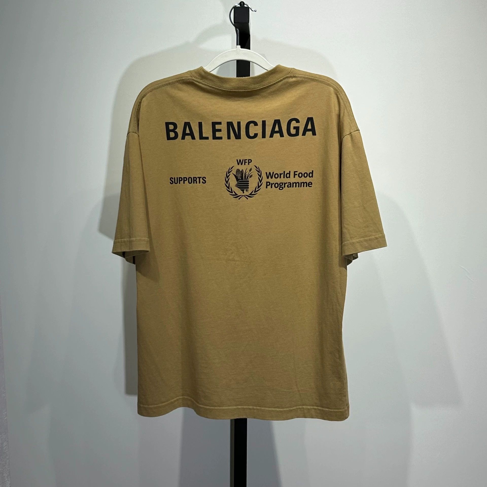Balenciaga Balenciaga Men's Round Neck T-shirt Short Sleeve Size US XS / EU 42 / 0 - 2 Thumbnail