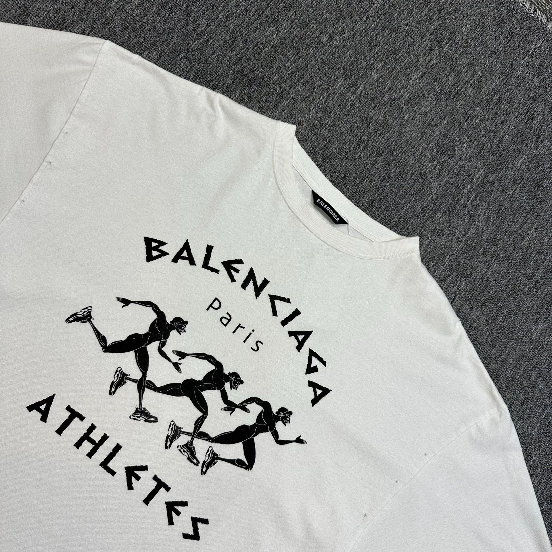 Balenciaga Balenciaga Marathon Printed Logo Short Sleeve Size US M / EU 48-50 / 2 - 3 Thumbnail