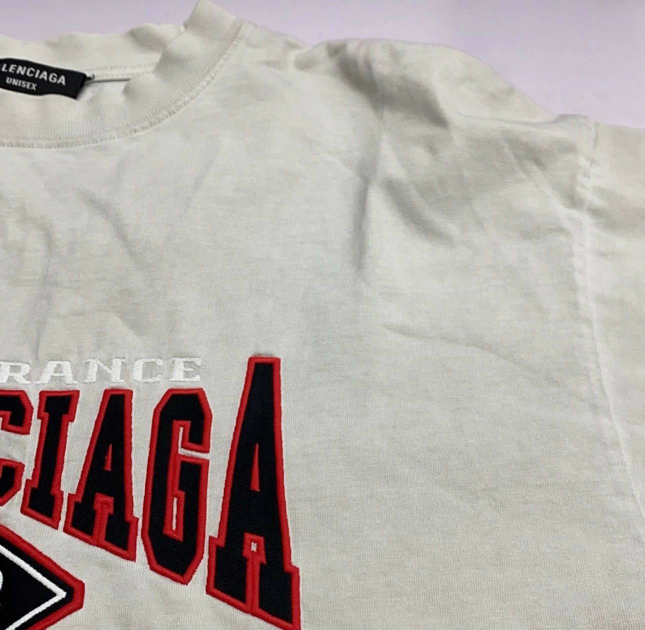 Balenciaga Balenciaga Batman Embroidered Washed and Used Short Sleeves Size US XS / EU 42 / 0 - 3 Thumbnail