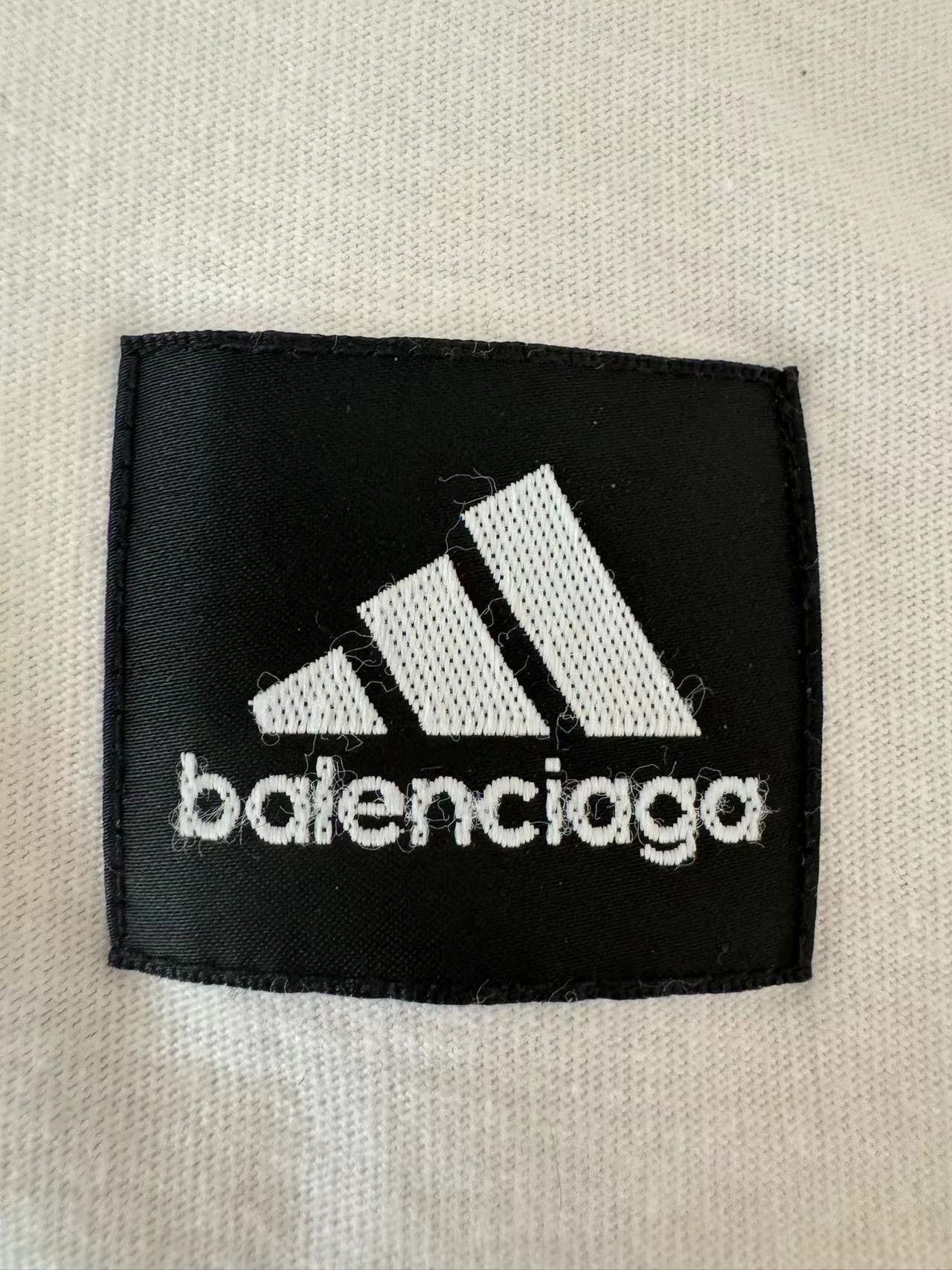 Balenciaga Balenciaga Adidas joint logo short sleeved shirt Size US S / EU 44-46 / 1 - 3 Thumbnail