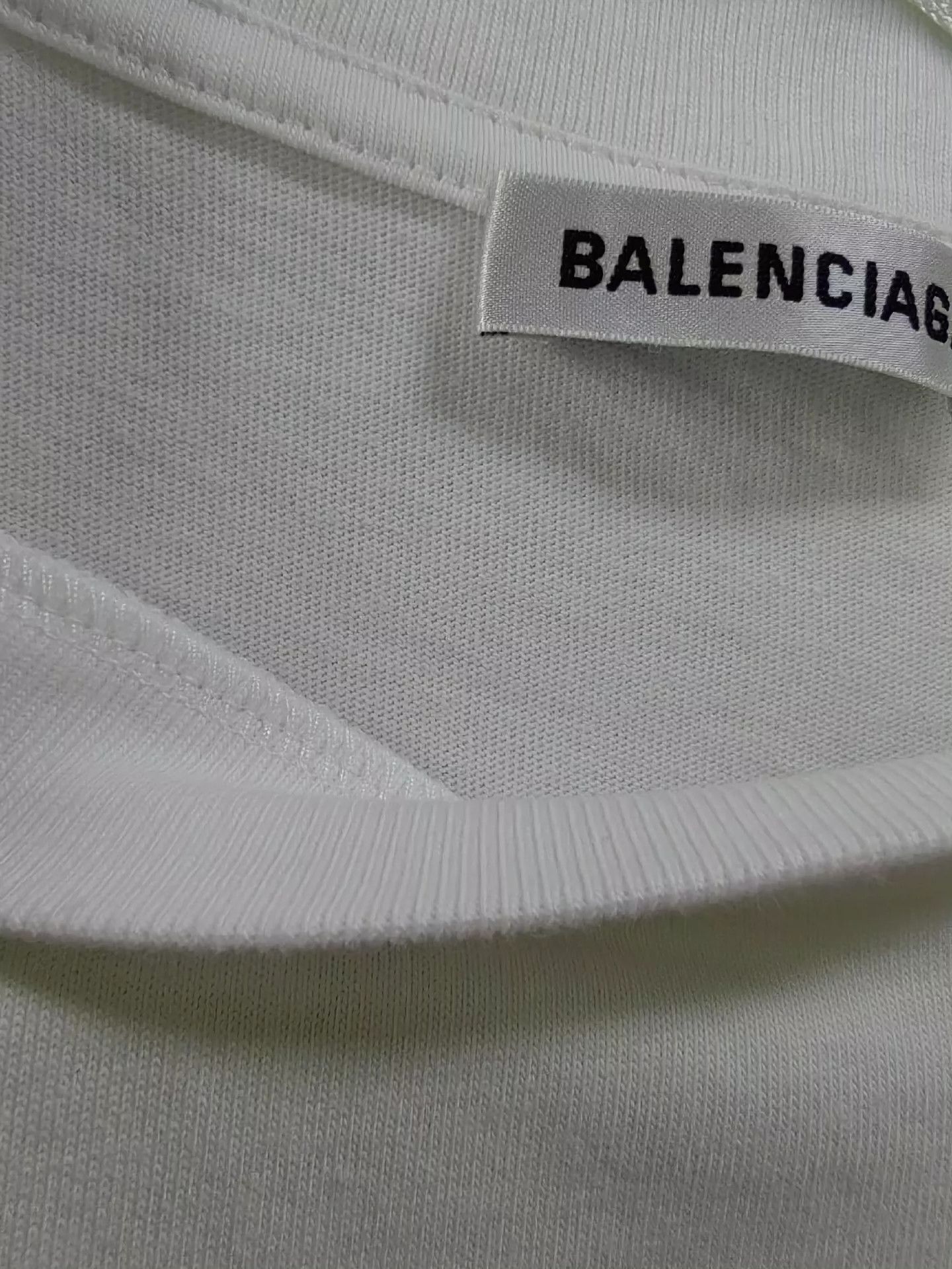 Balenciaga Balenciaga White Crown Logo short sleeve shirt Size US S / EU 44-46 / 1 - 5 Thumbnail