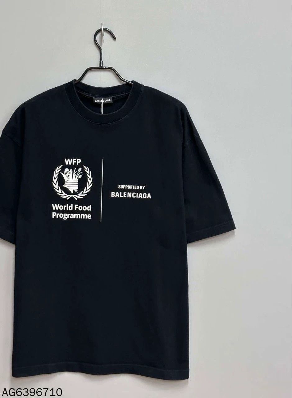Balenciaga Balenciaga Wfp grain logo short sleeved shirt Size US M / EU 48-50 / 2 - 2 Thumbnail
