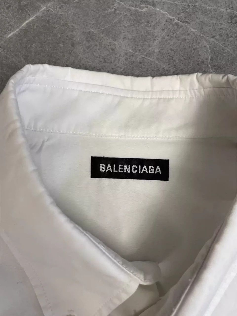 Balenciaga Balenciaga Seven Language Shirt Size US S / EU 44-46 / 1 - 2 Thumbnail