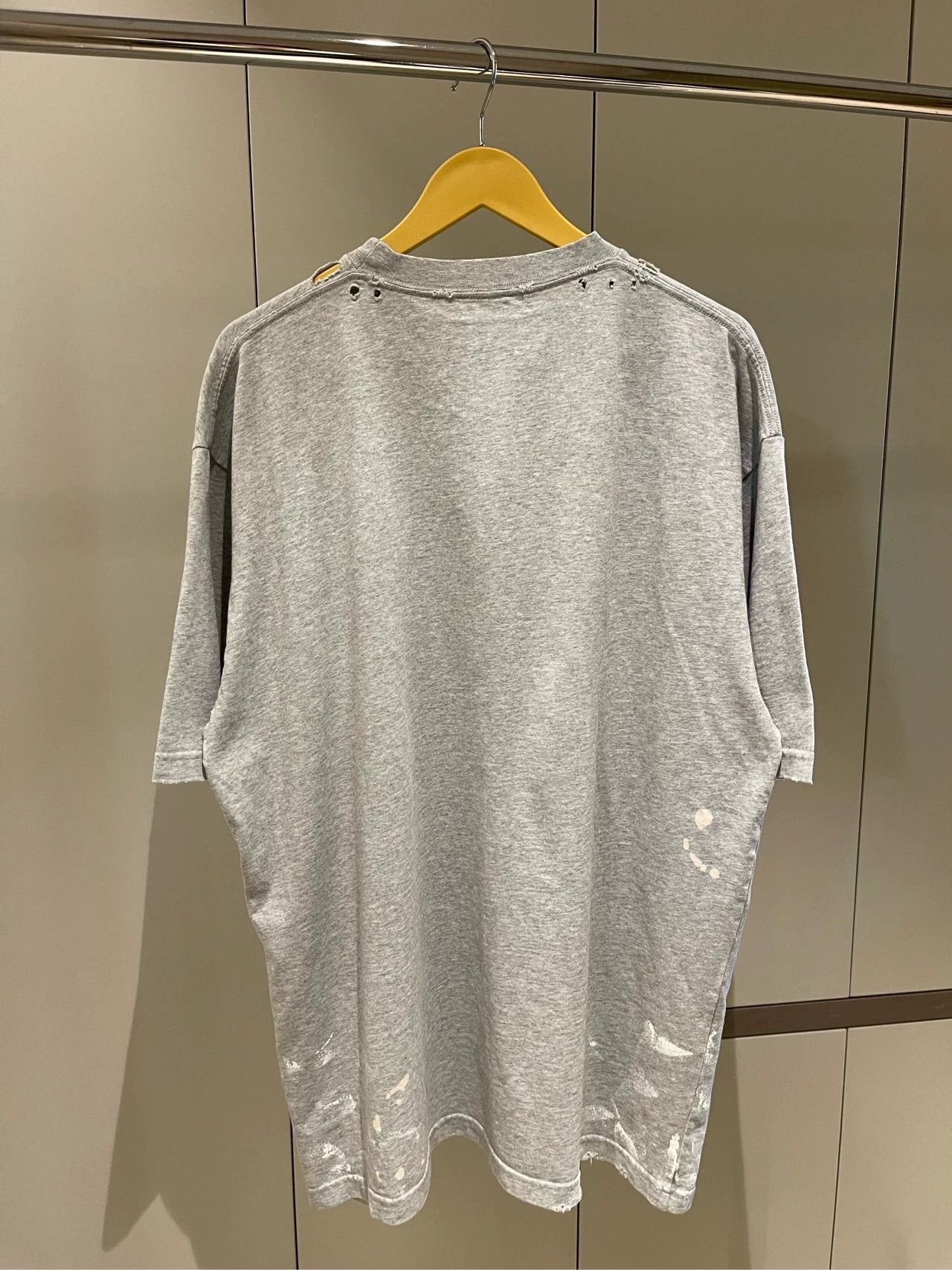 Balenciaga Balenciaga Grey Rainbow Pierced Vintage Short Sleeve T-shirt Size US S / EU 44-46 / 1 - 3 Thumbnail