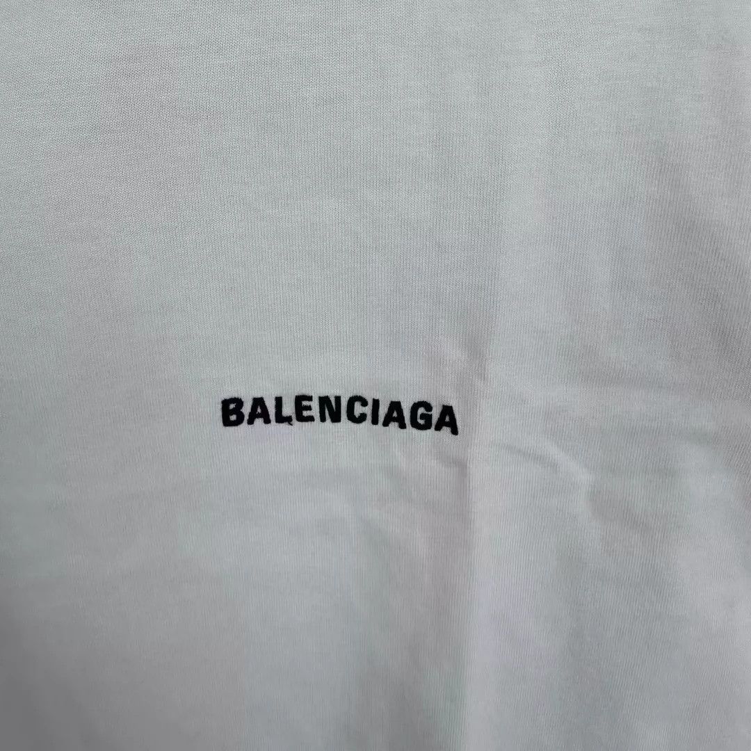 Balenciaga Balenciaga Cream Embroidered Logo in Front and Back Short Sleeves Size US S / EU 44-46 / 1 - 3 Thumbnail